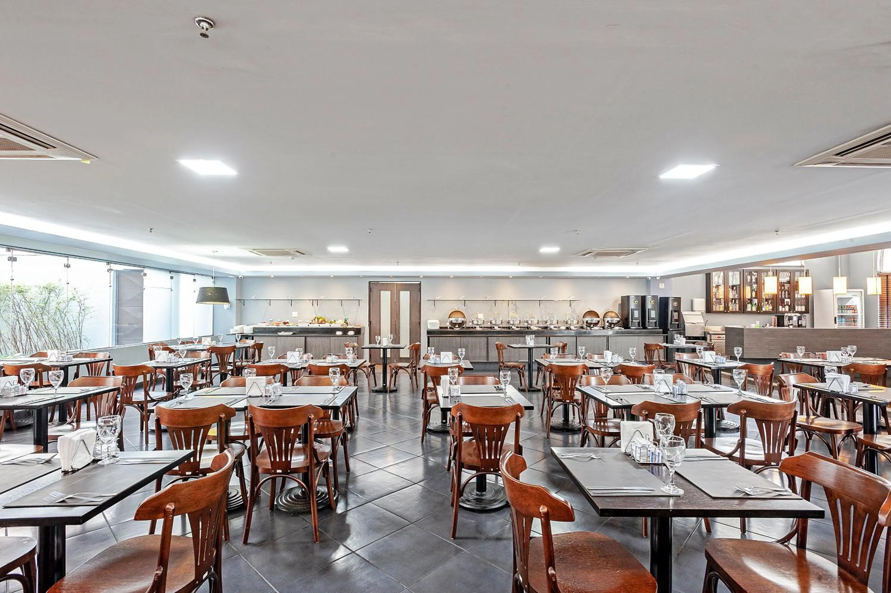 Restaurant/places to eat in Slim São Paulo Congonhas