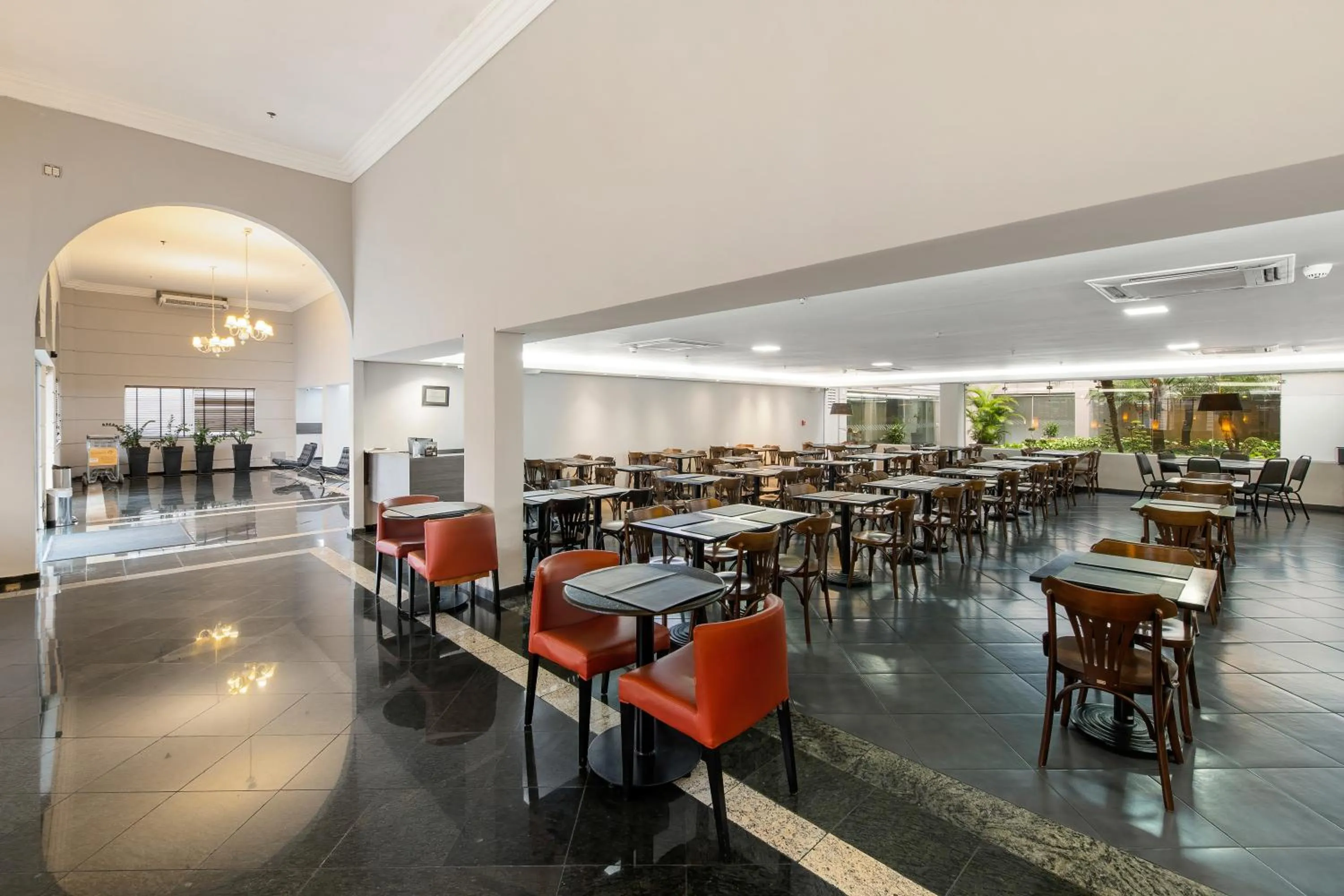 Restaurant/places to eat in Slim São Paulo Congonhas