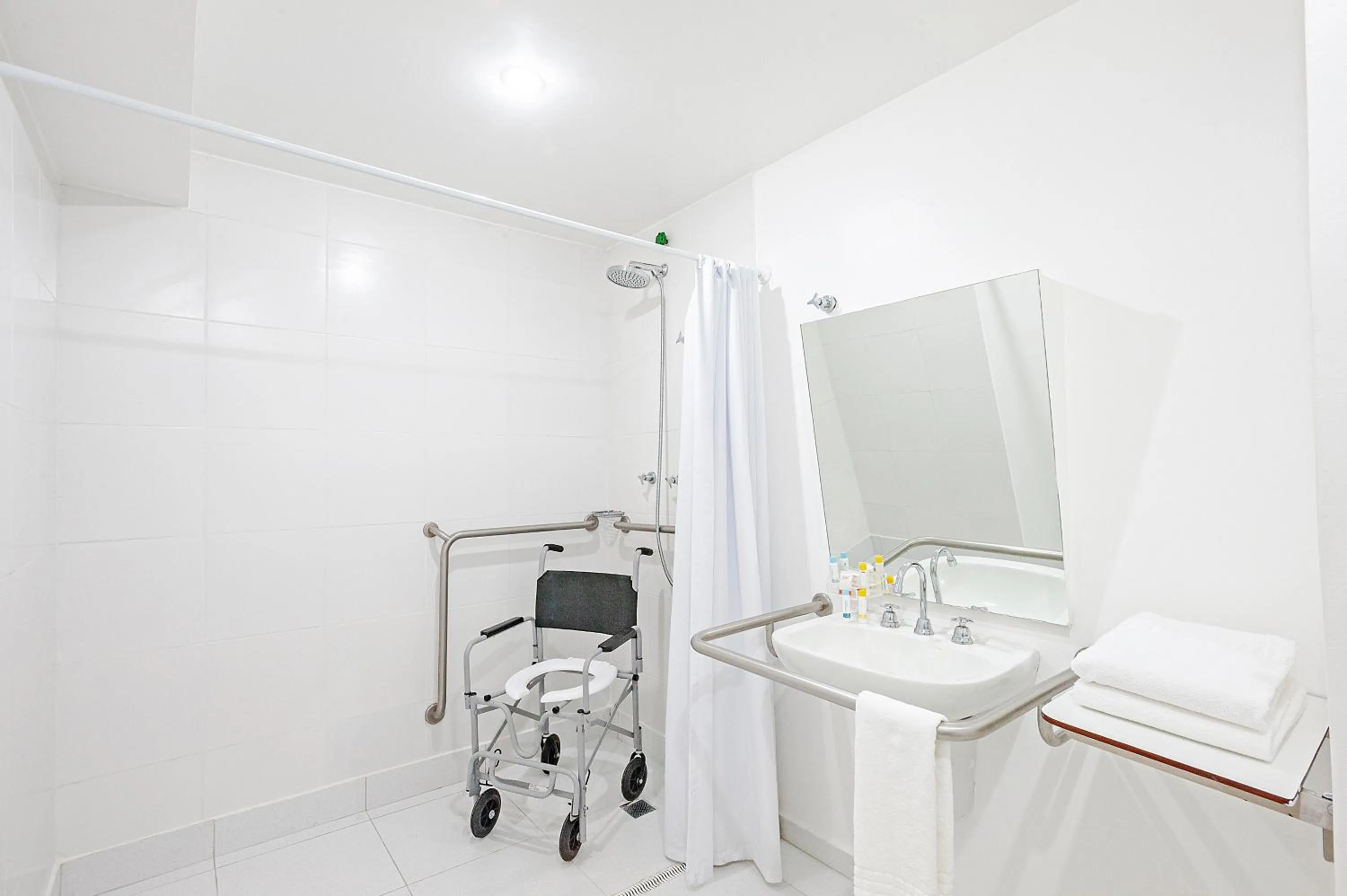 Toilet in Slim São Paulo Congonhas