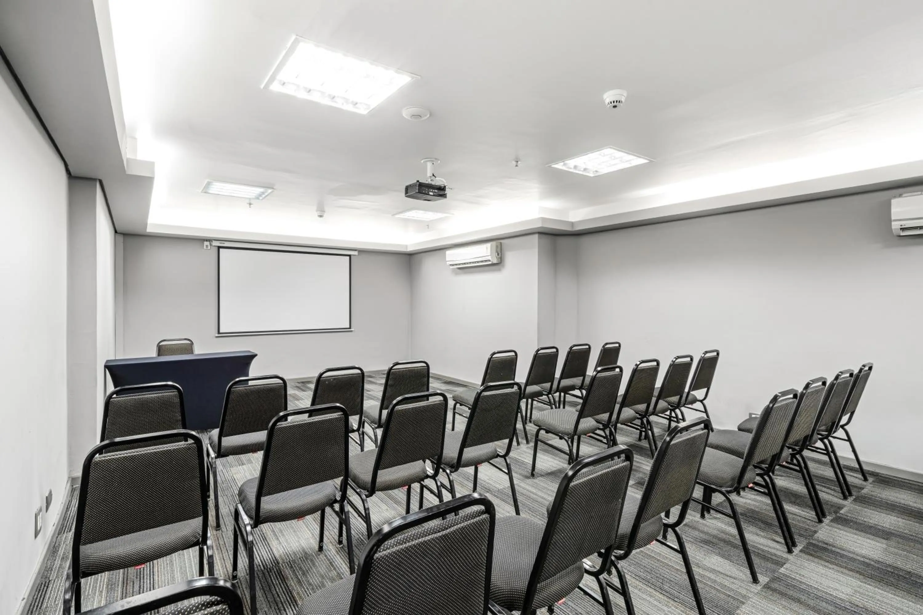 Meeting/conference room in Slim São Paulo Congonhas