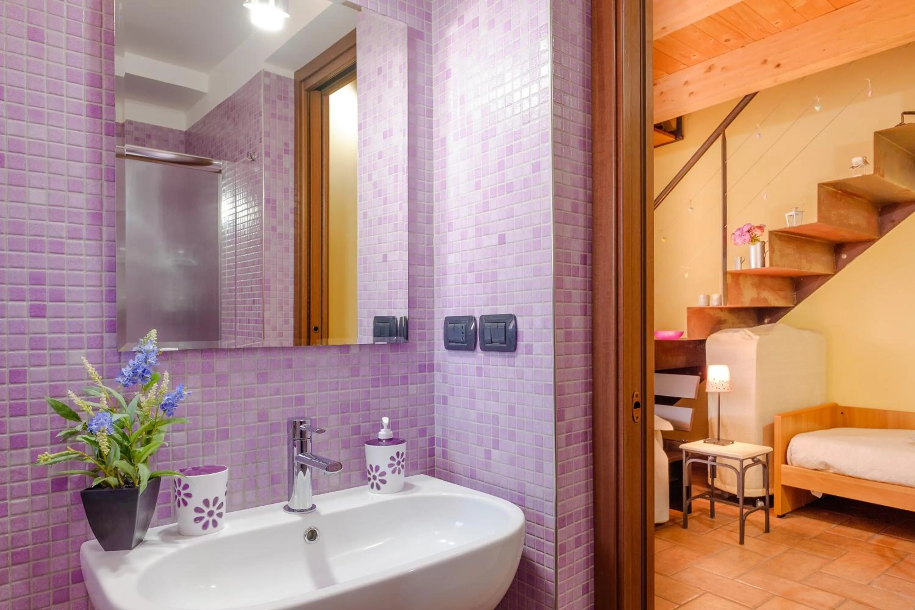 Decorative detail in B&B La Casa Di Plinio