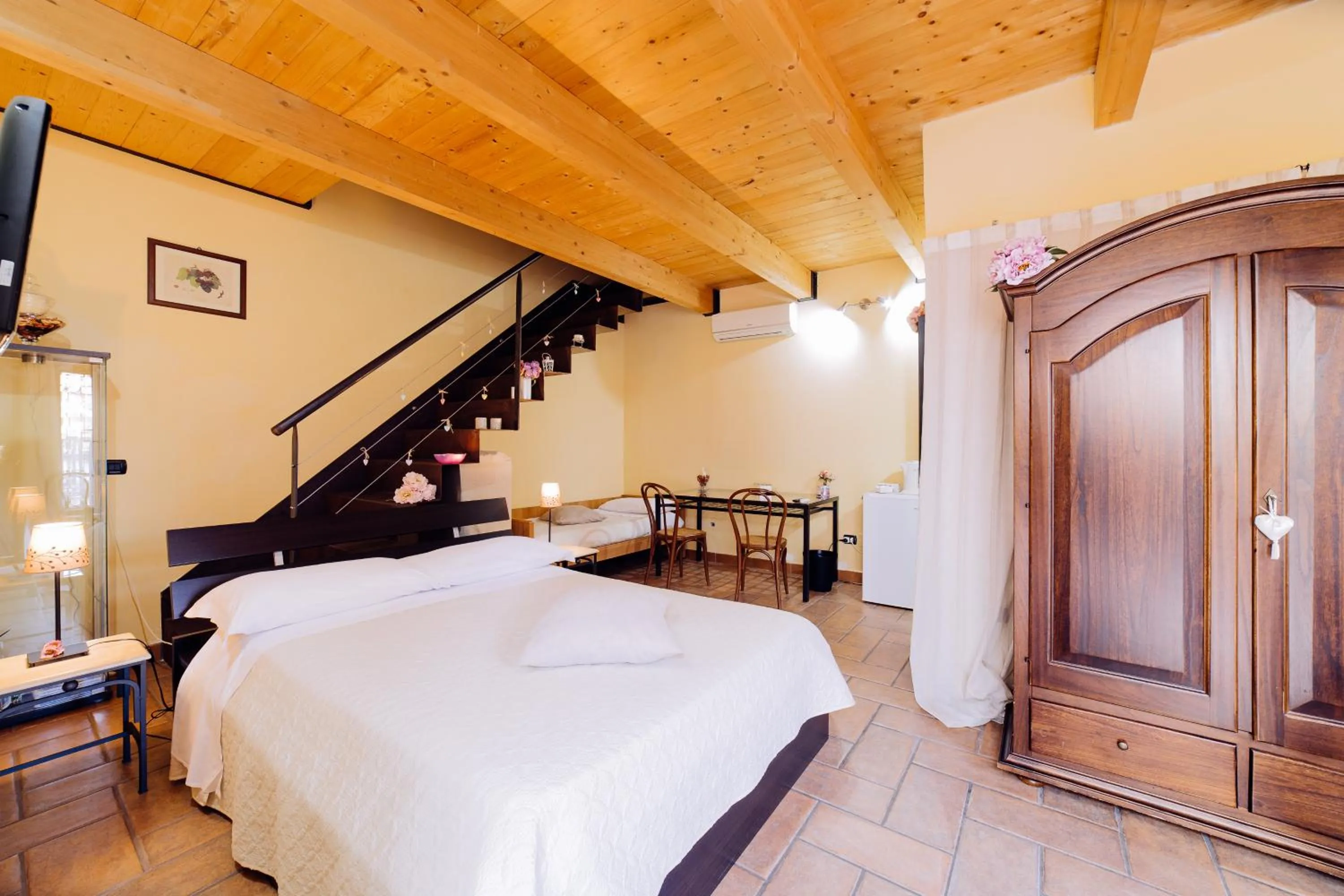 Photo of the whole room, Bed in B&B La Casa Di Plinio