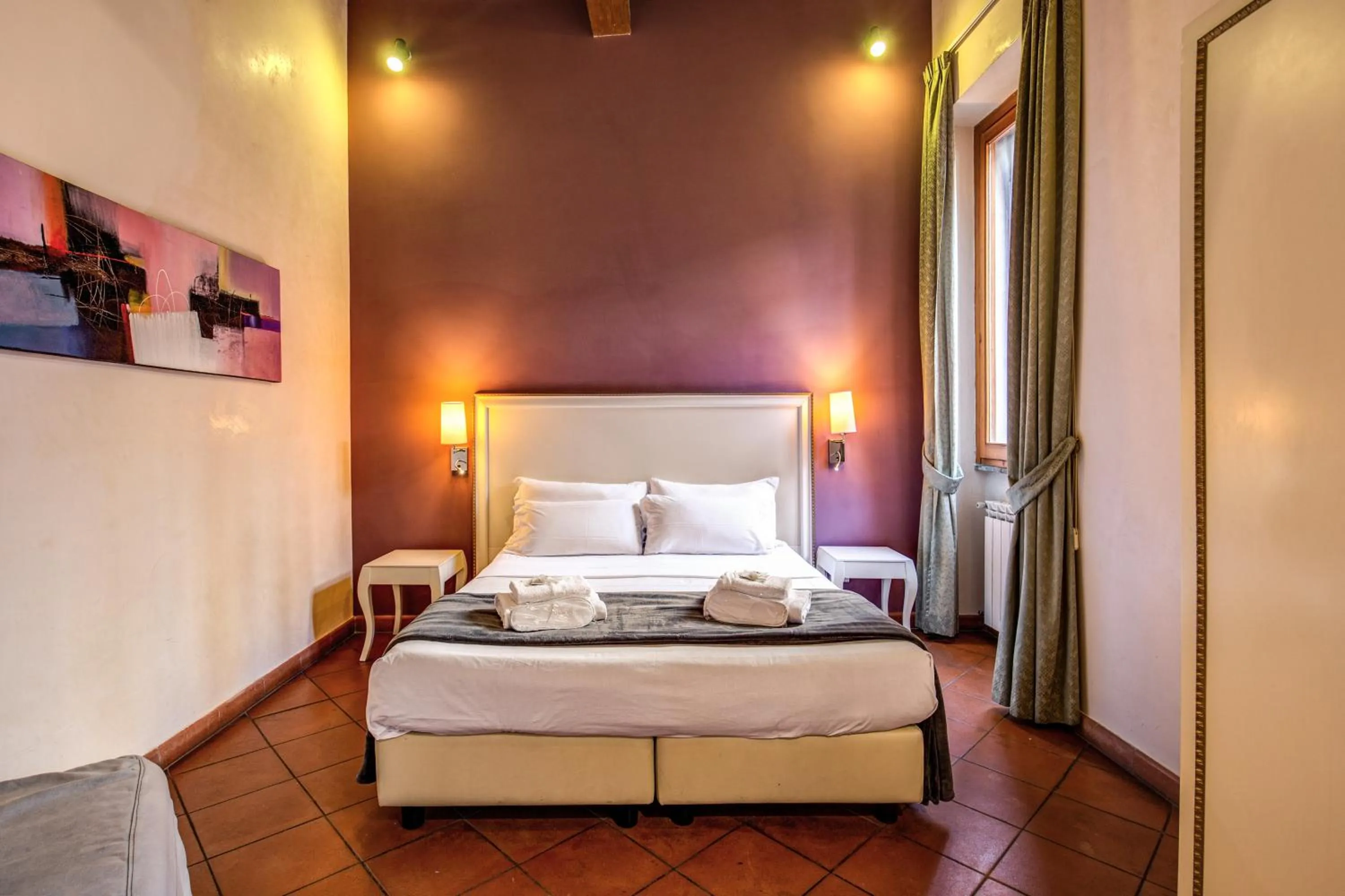 Bed in Guest House o Affittacamere Magenta Fico 2