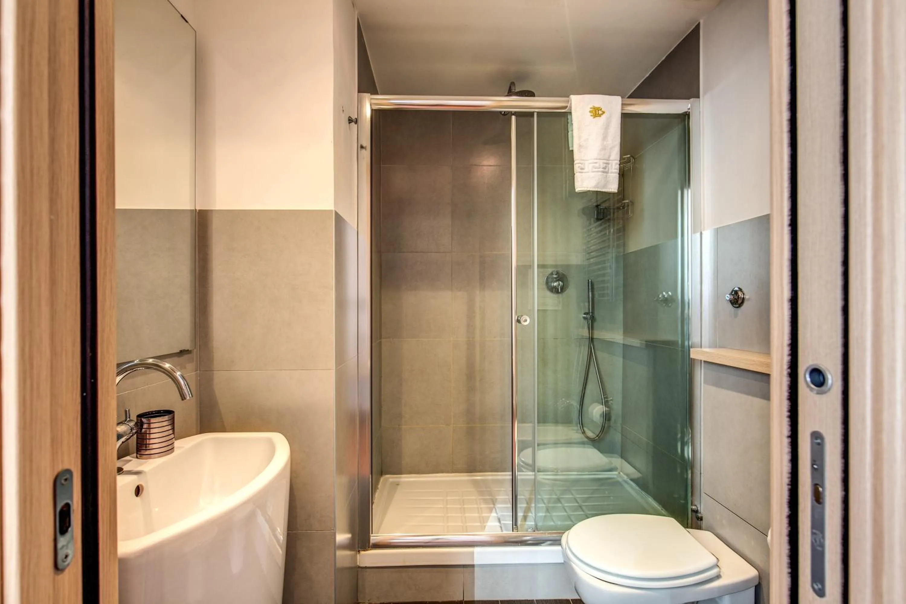 Guest House o Affittacamere Magenta Fico 2