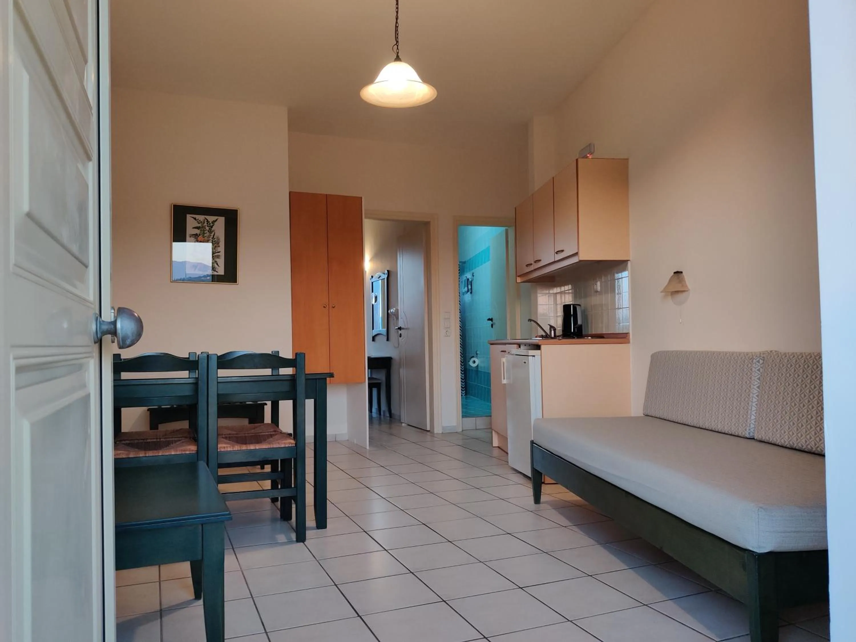 Living room, Bed in Zannis Hotel