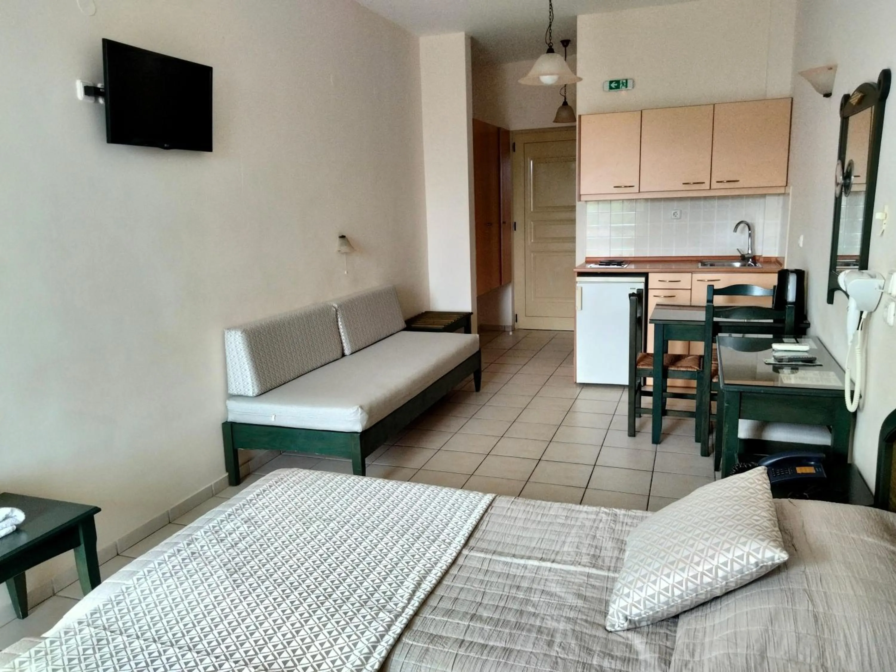 View (from property/room), Bed in Zannis Hotel