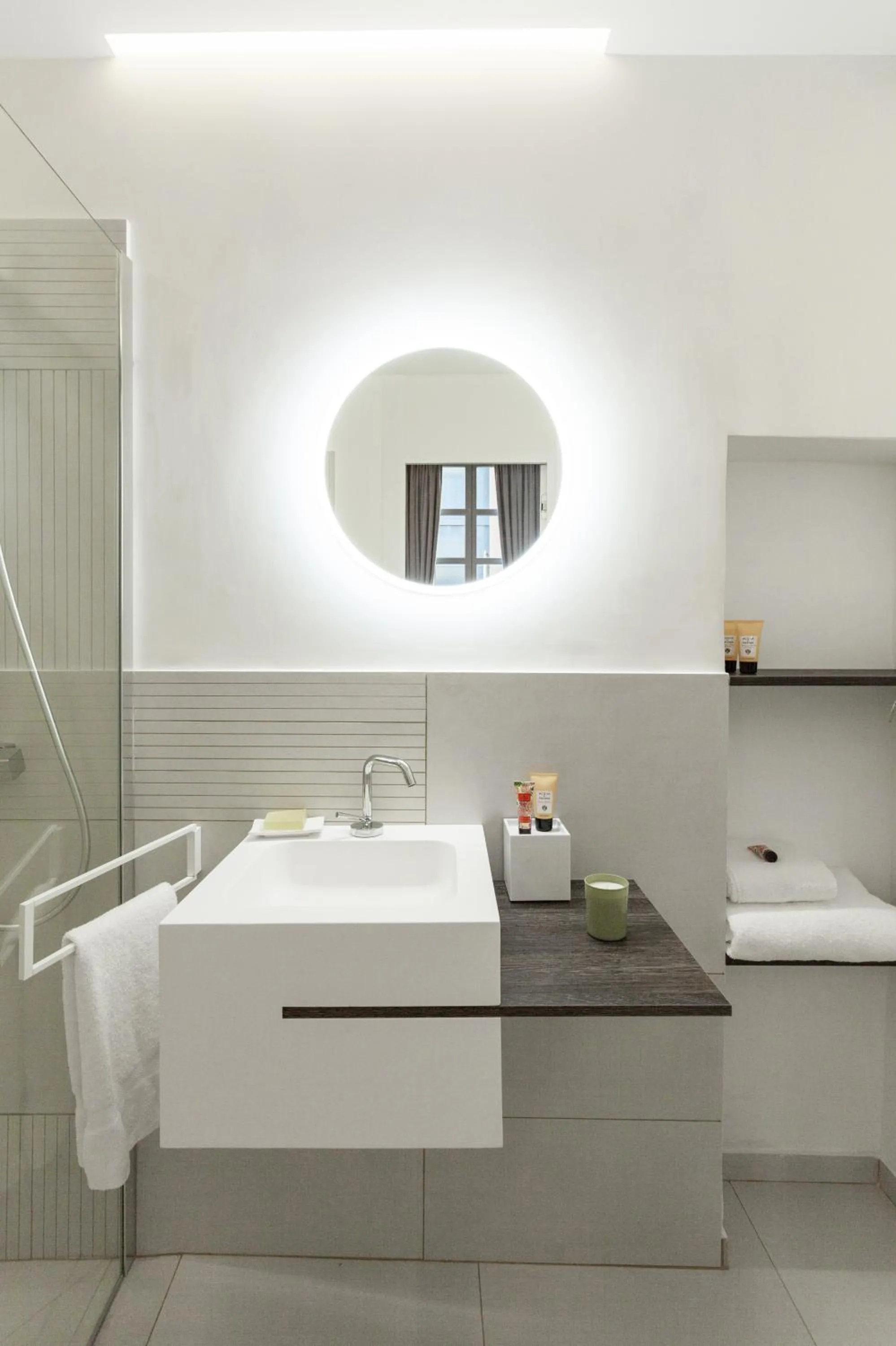 Bathroom in Maison Du Collectionneur