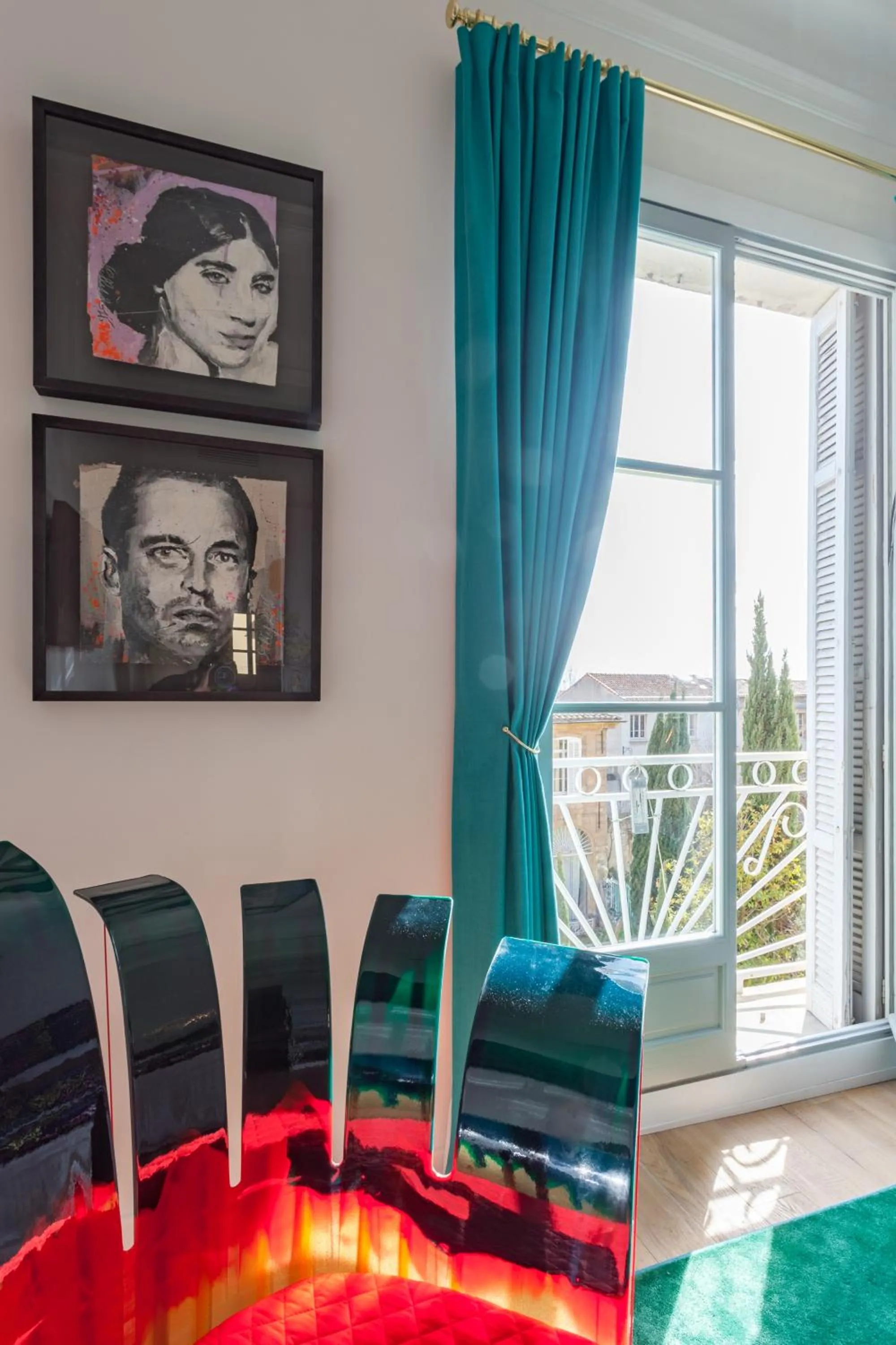 Decorative detail in Maison Du Collectionneur