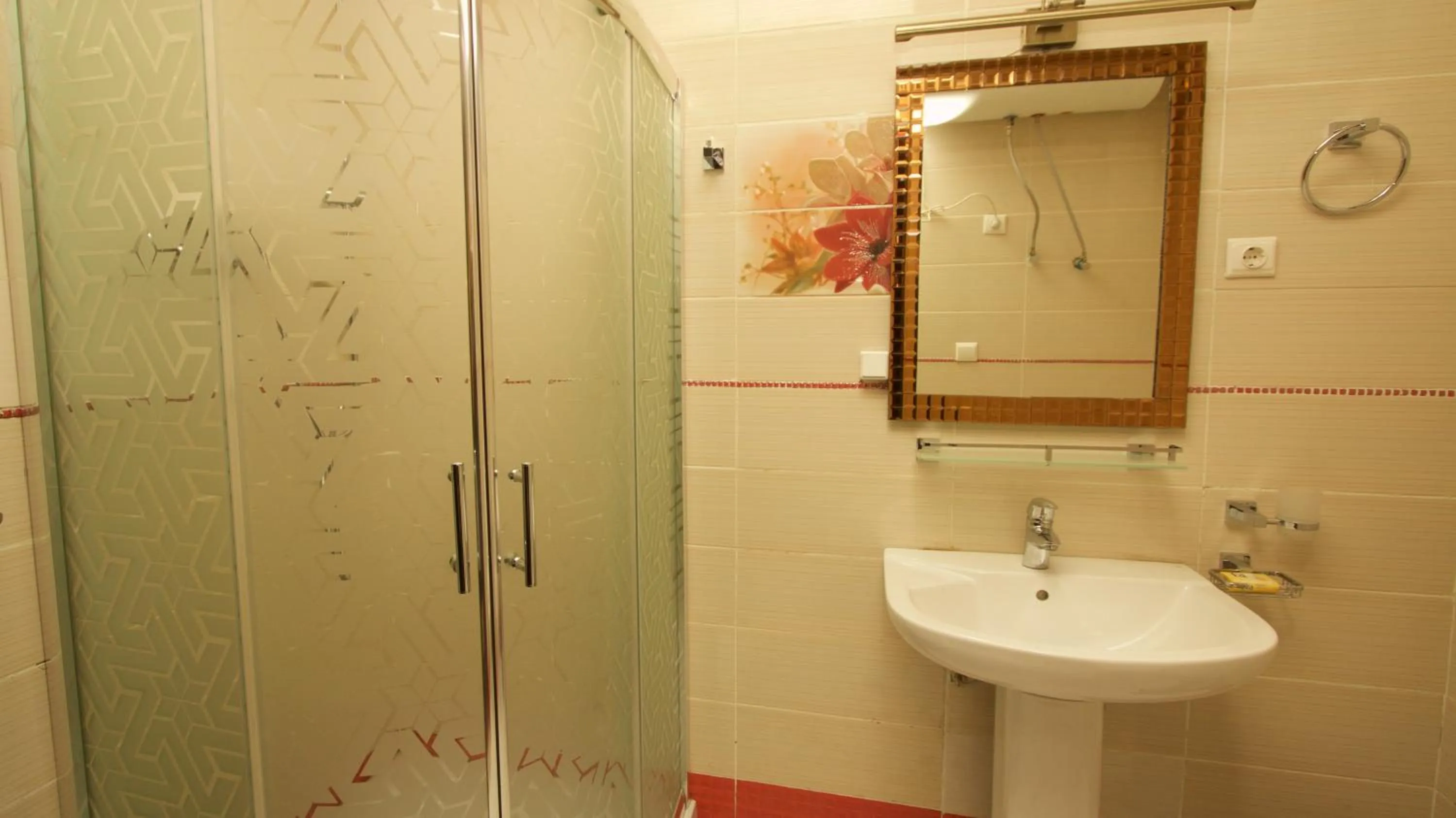 Shower in Yinm Furnished Apartment