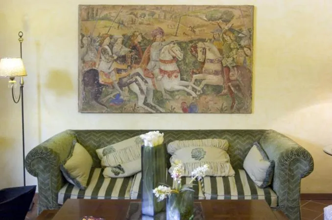 Lounge or bar in Hotel Filippeschi