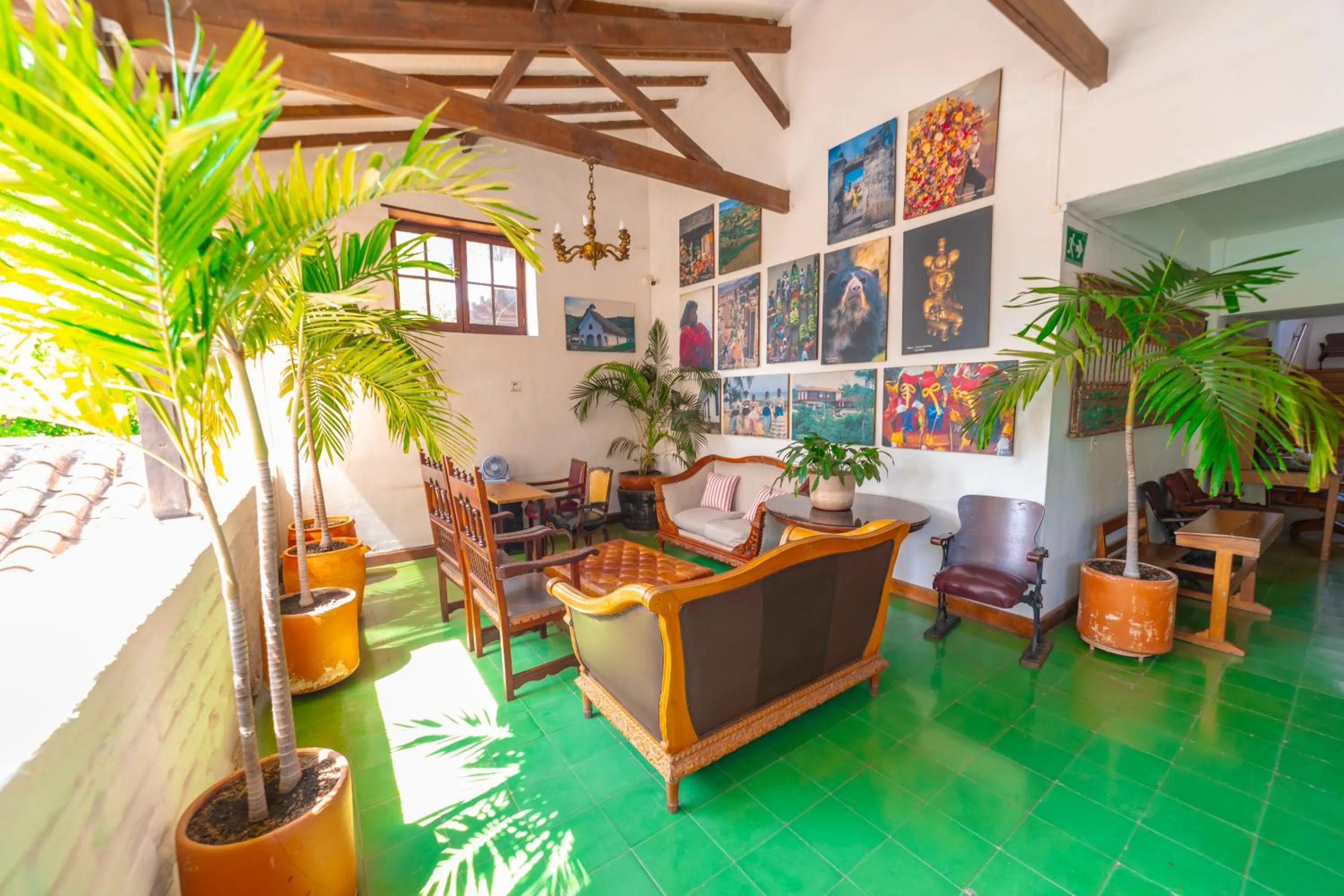 Hotel Mariscal Robledo