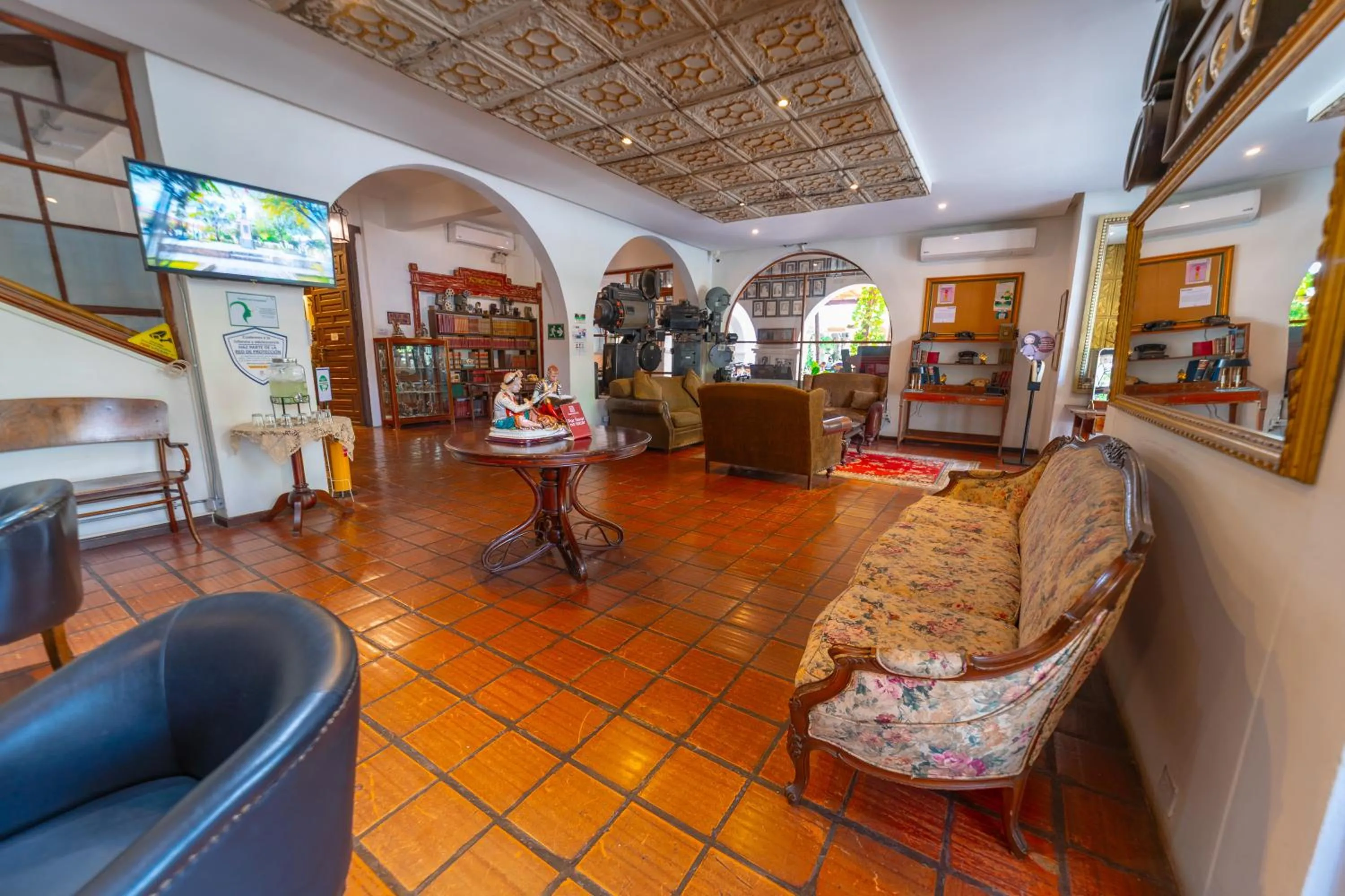 Hotel Mariscal Robledo