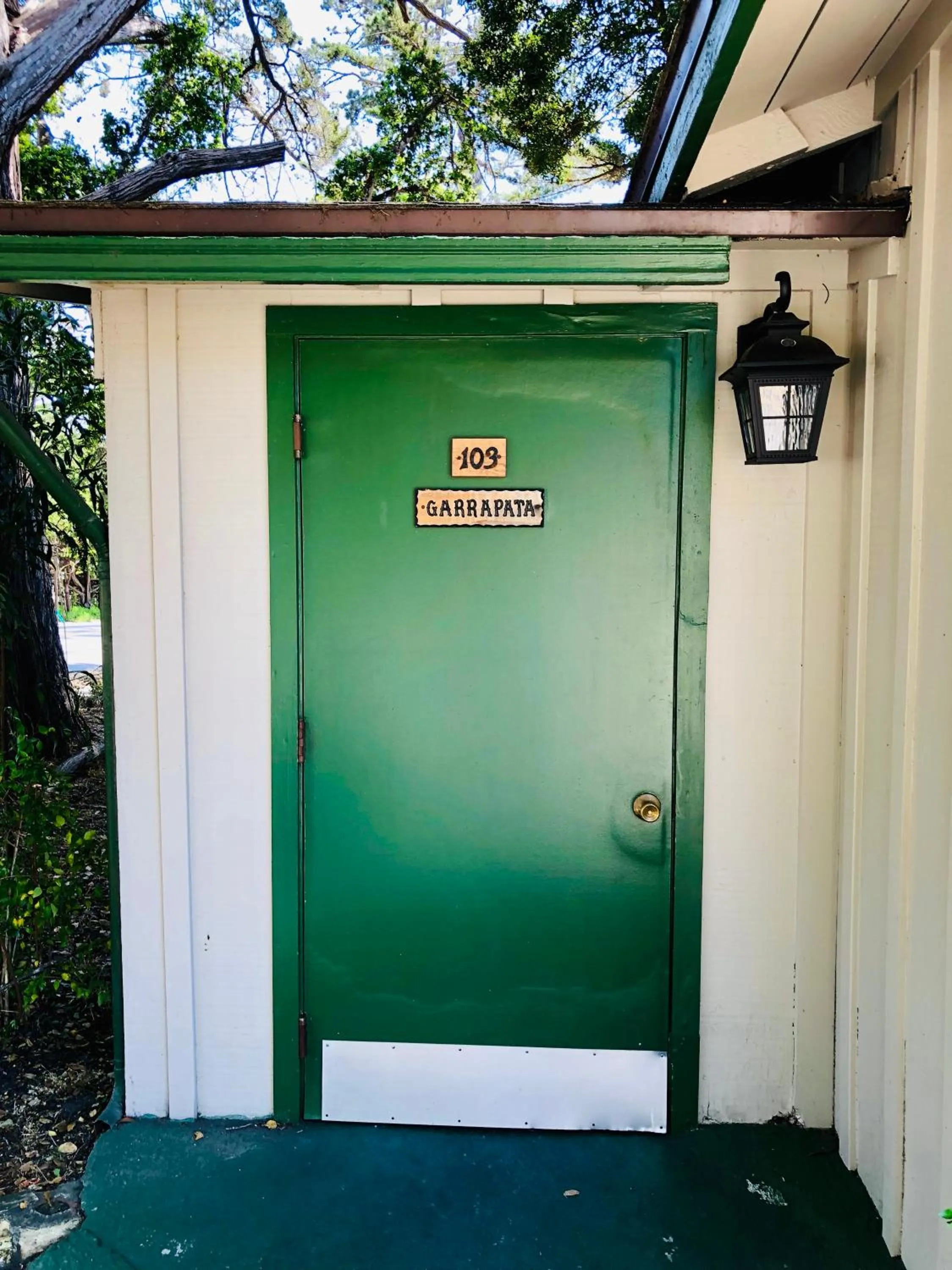 Facade/entrance in Carmel Resort Inn