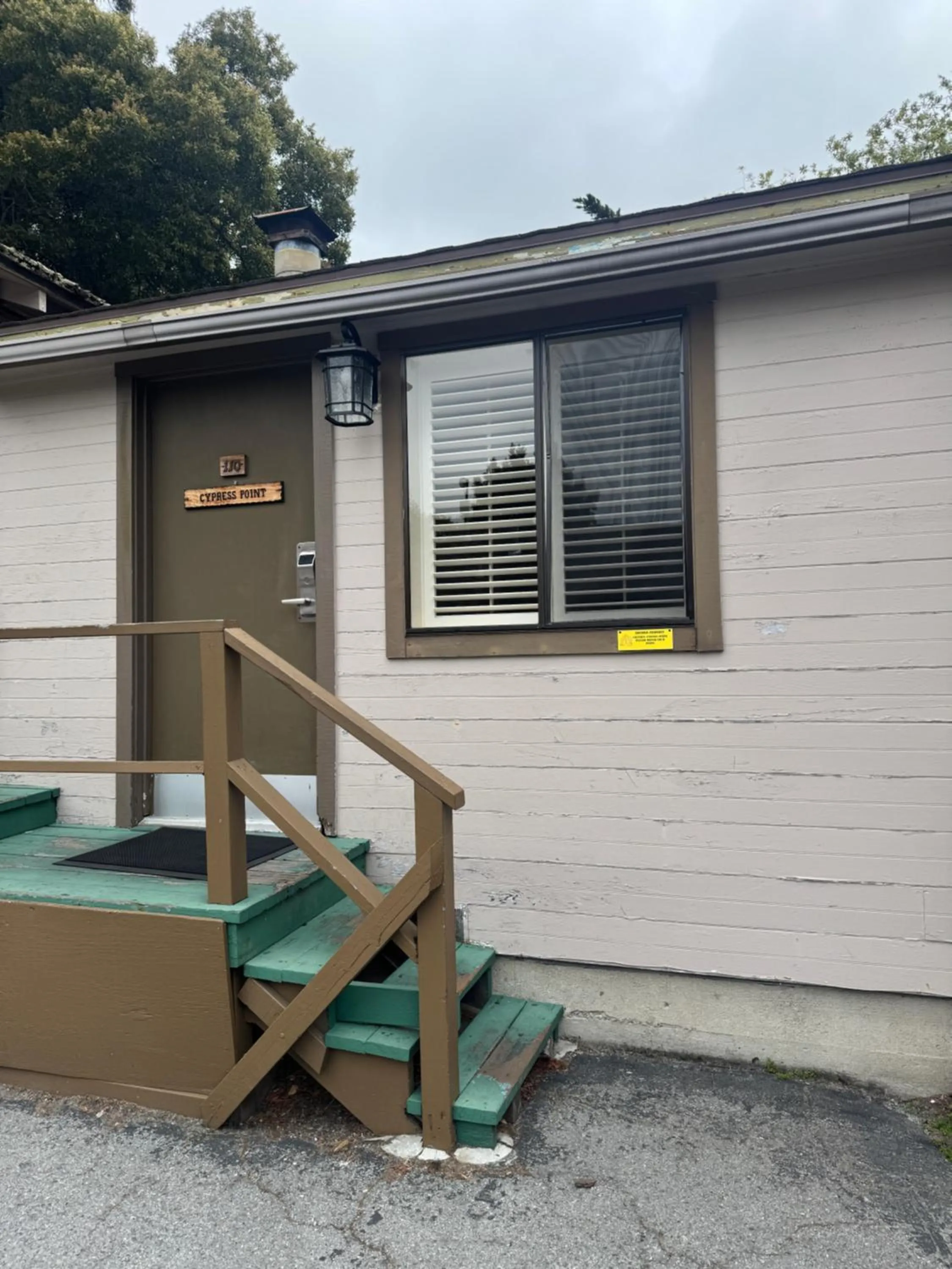 Facade/entrance in Carmel Resort Inn