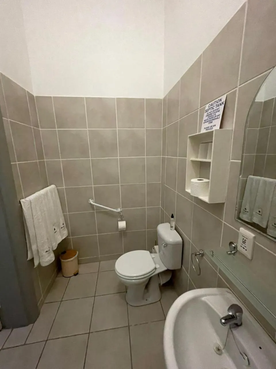 Toilet in Green Olive Guesthouse