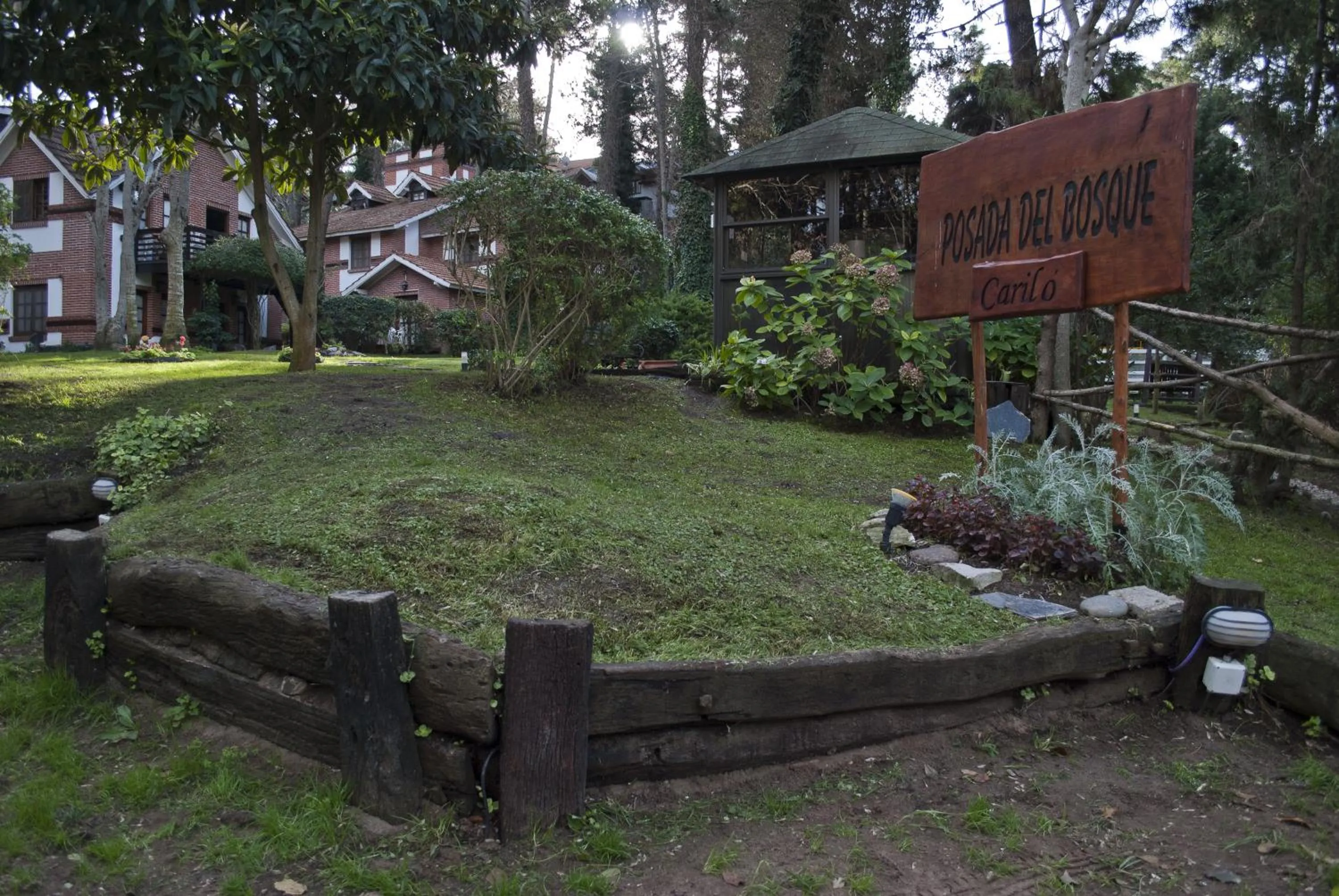 Garden in Posada del Bosque By HS