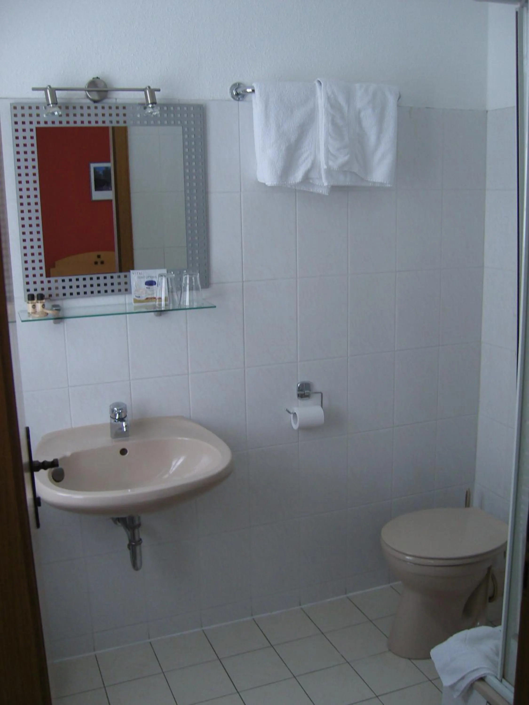 Bathroom in Zum Löwen