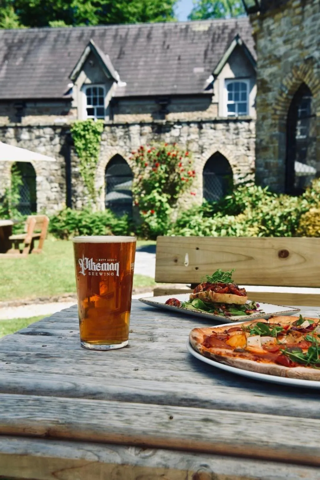 Restaurant/places to eat in Kinnitty Castle Hotel