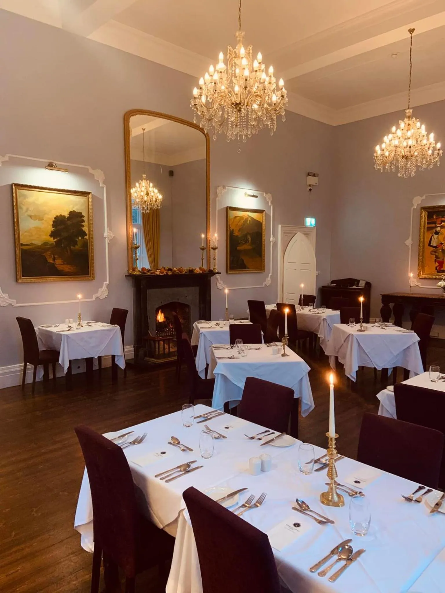 Restaurant/places to eat in Kinnitty Castle Hotel
