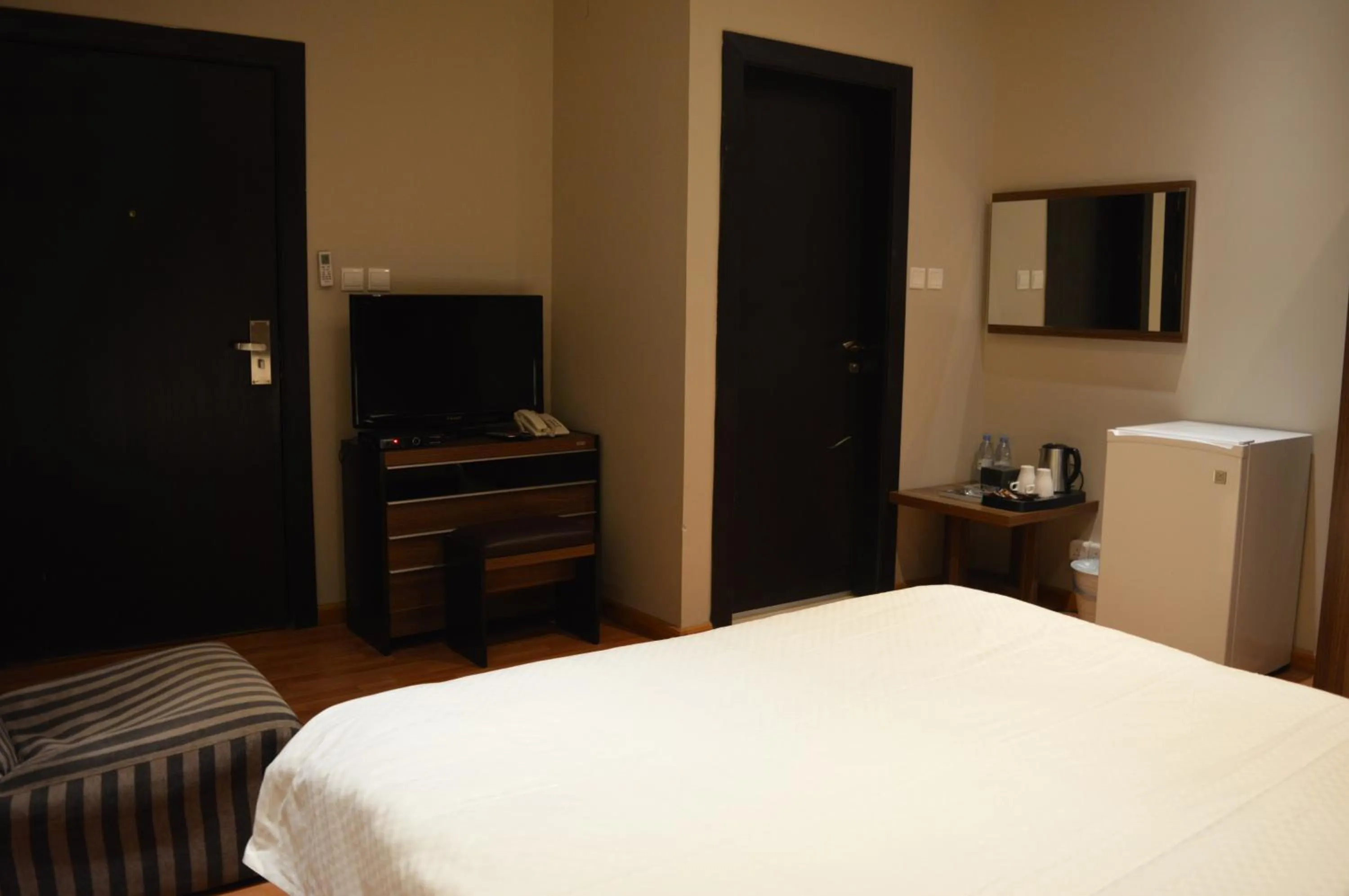 Bed in Rafa Homes Al Izdihar 1