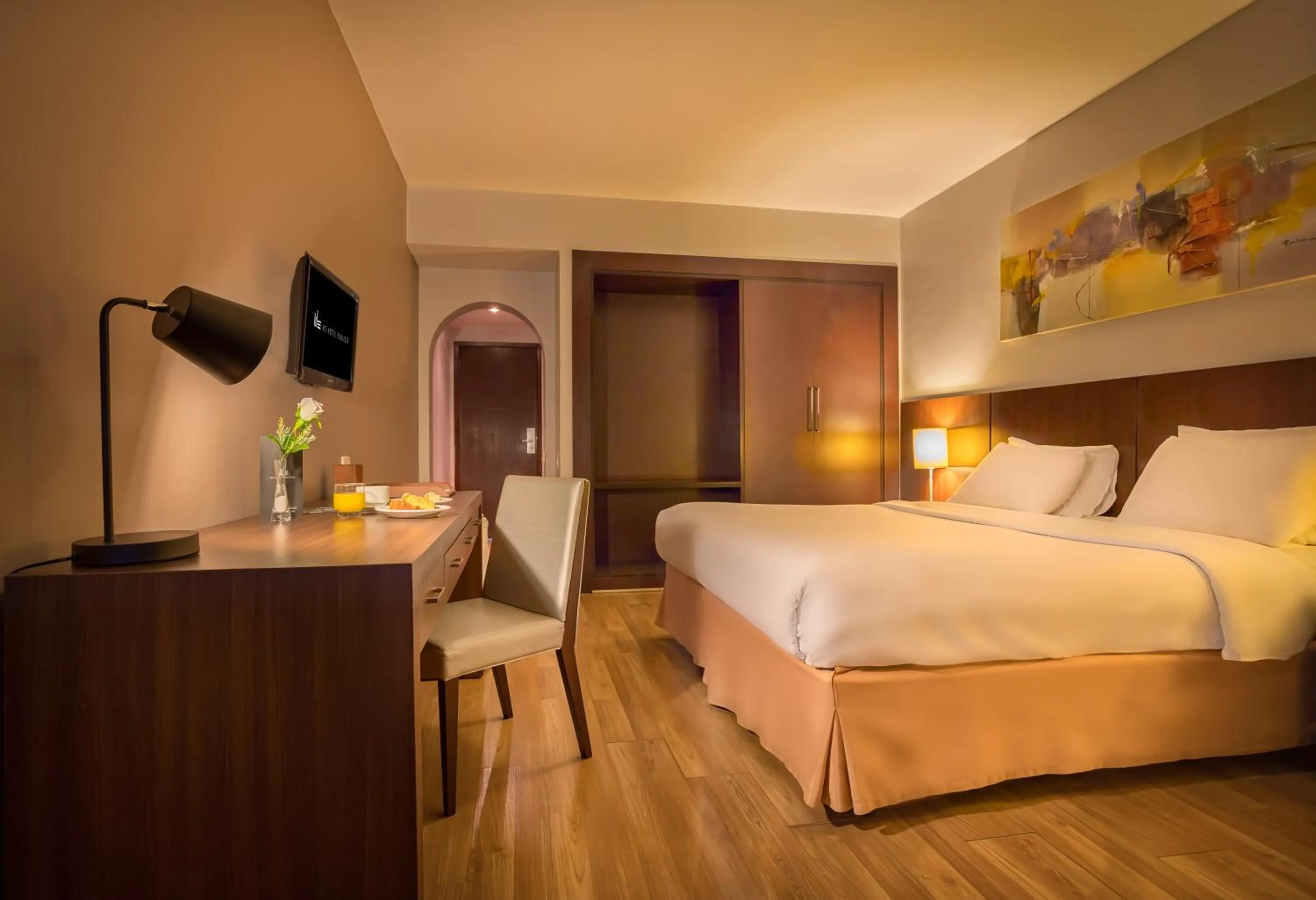 Photo of the whole room, Bed in H3 Hotel Paulista