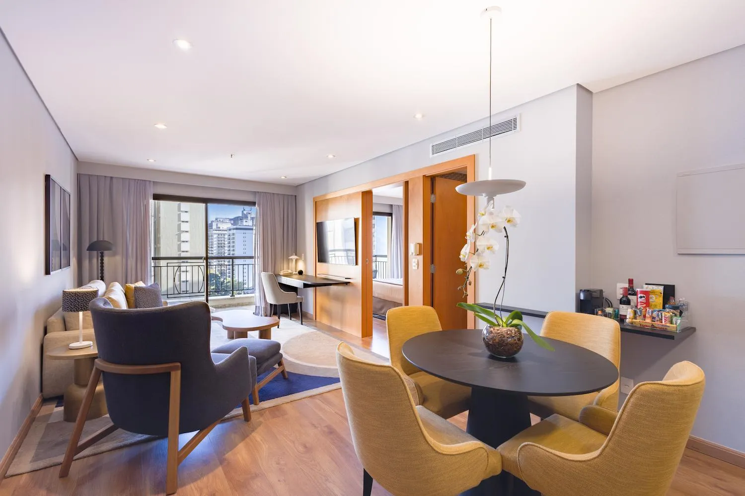 Living room in George V Casa Branca