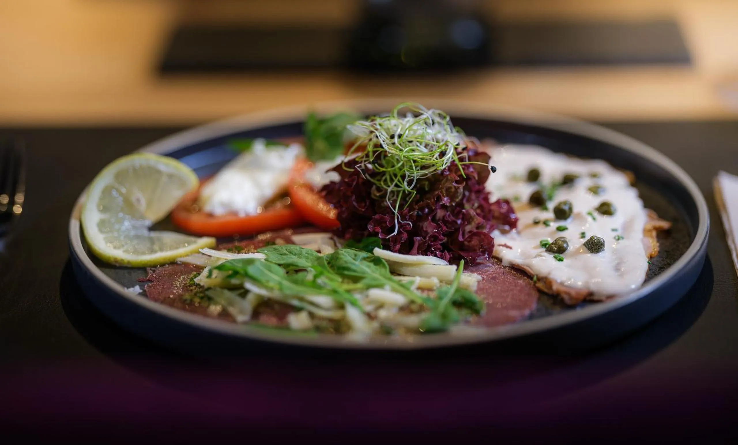 Restaurant/places to eat in Hotel La Reserve