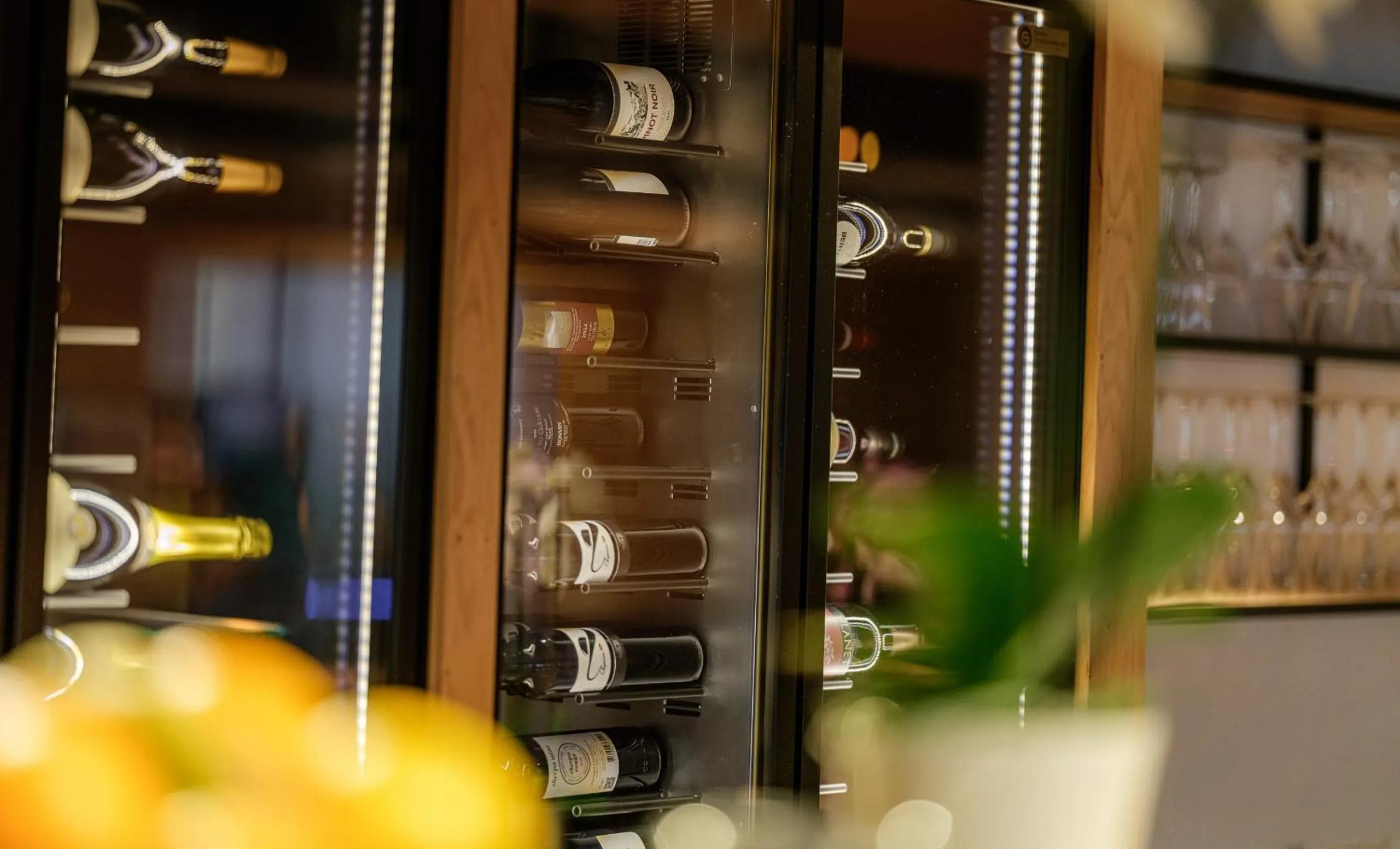 Restaurant/places to eat in Hotel La Reserve