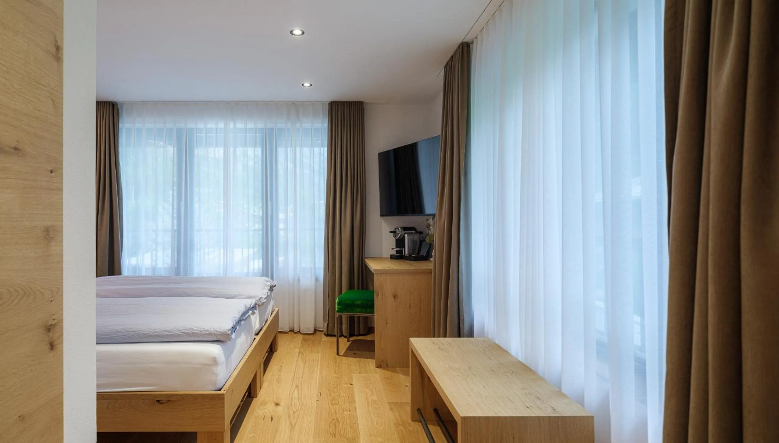 Photo of the whole room, Bed in Hotel La Reserve