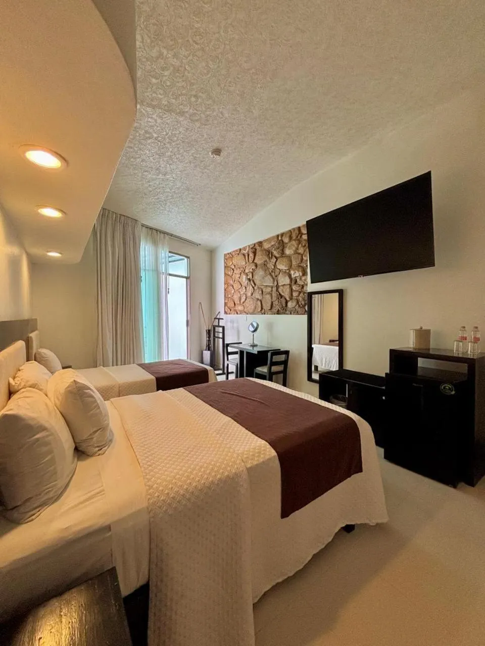 Photo of the whole room, Bed in Hotel Nututun Palenque