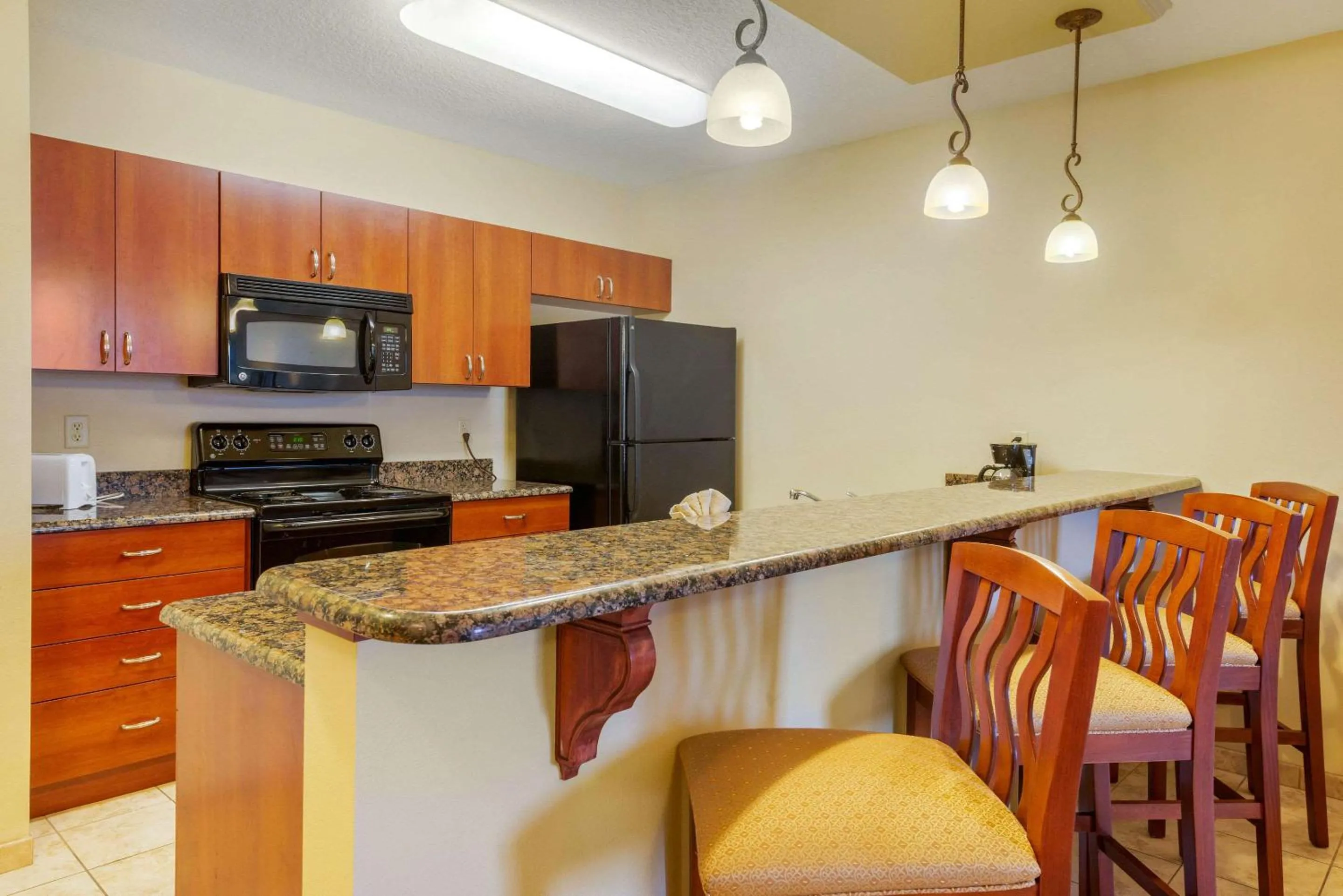 Photo of the whole room in Clarion Inn Ormond Beach at Destination Daytona