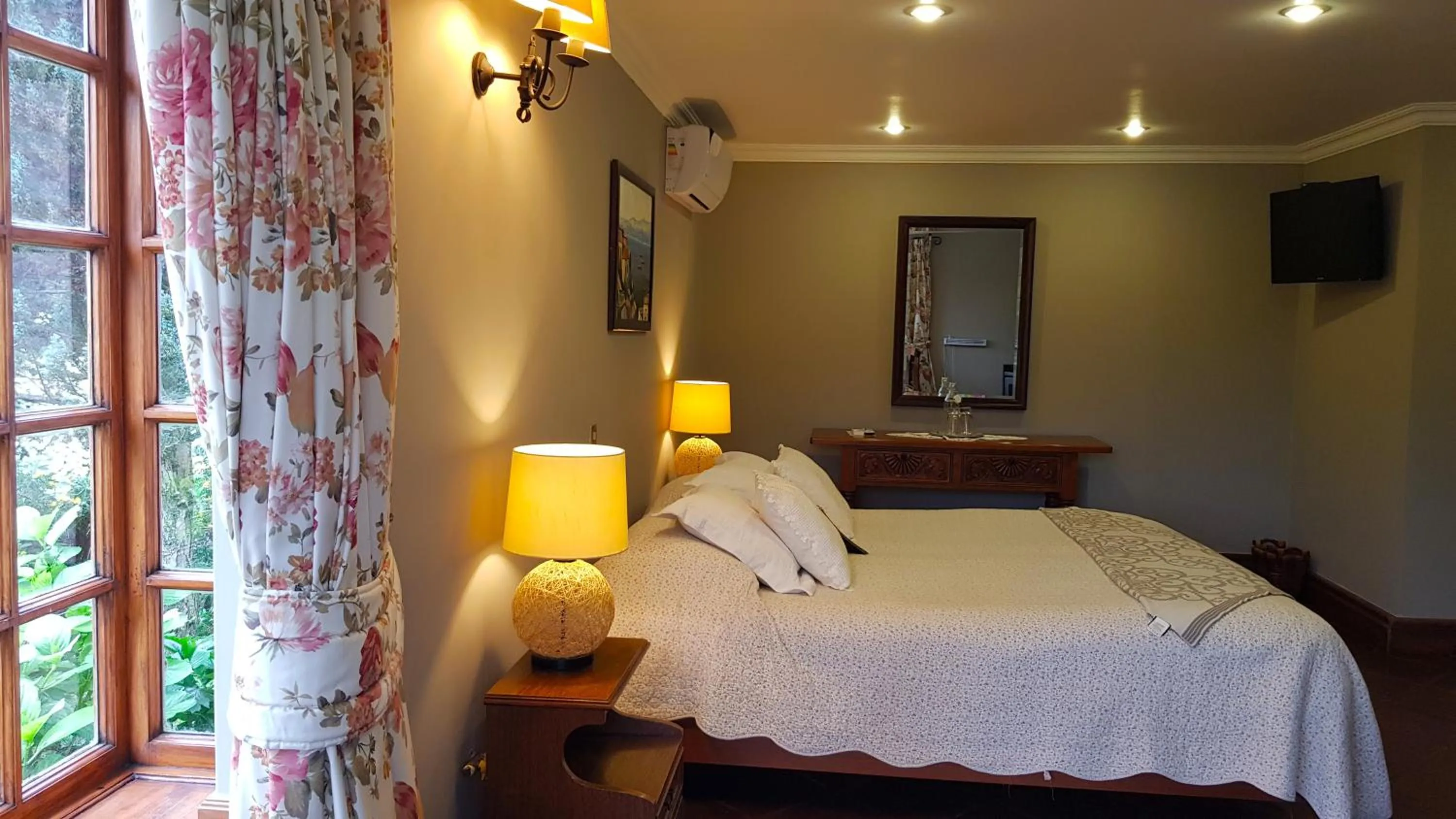 TV and multimedia, Bed in Hotel Boutique Solaz Bella Vista de Colchagua