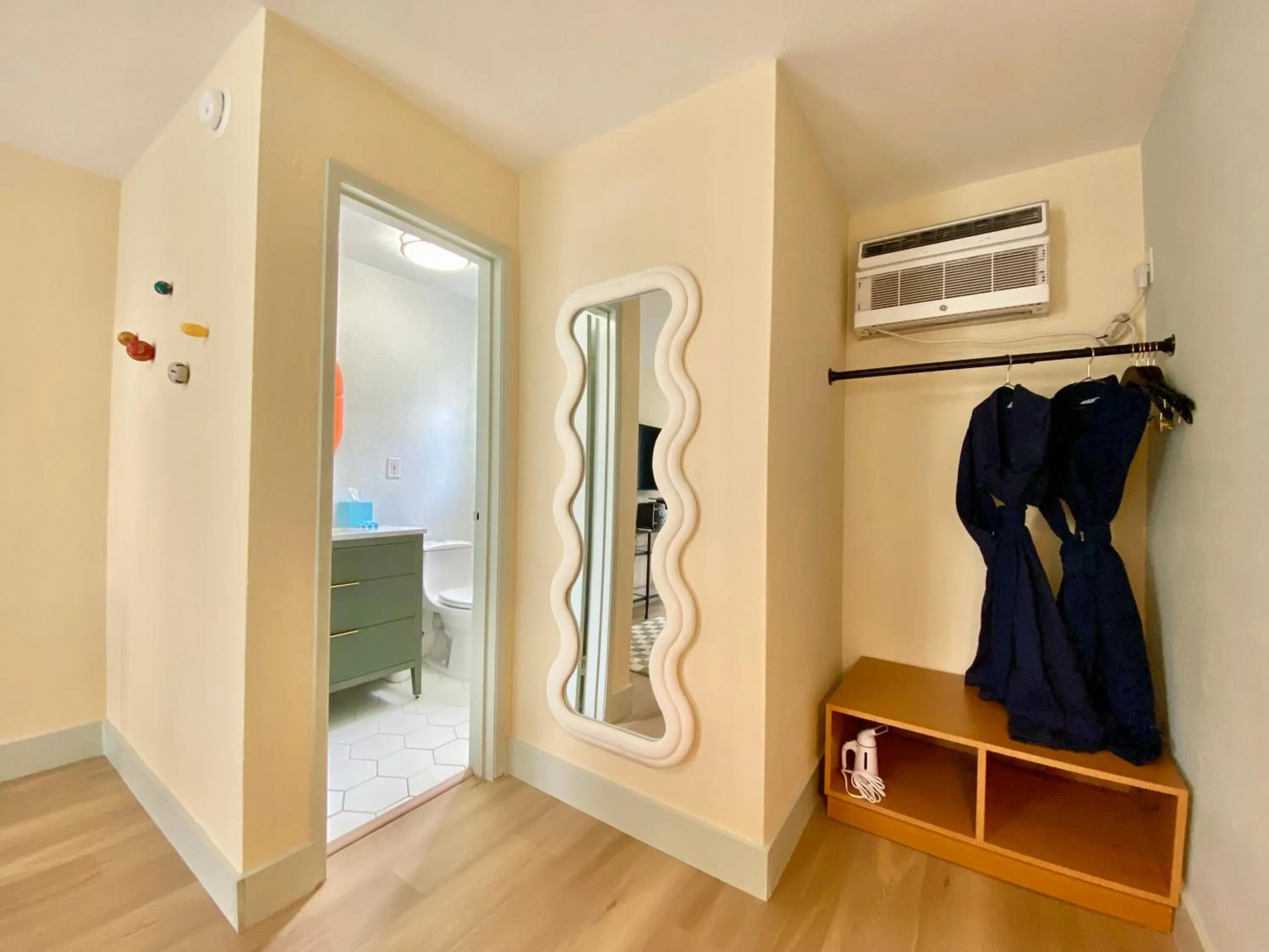 Bedroom in Gainesville Lodge