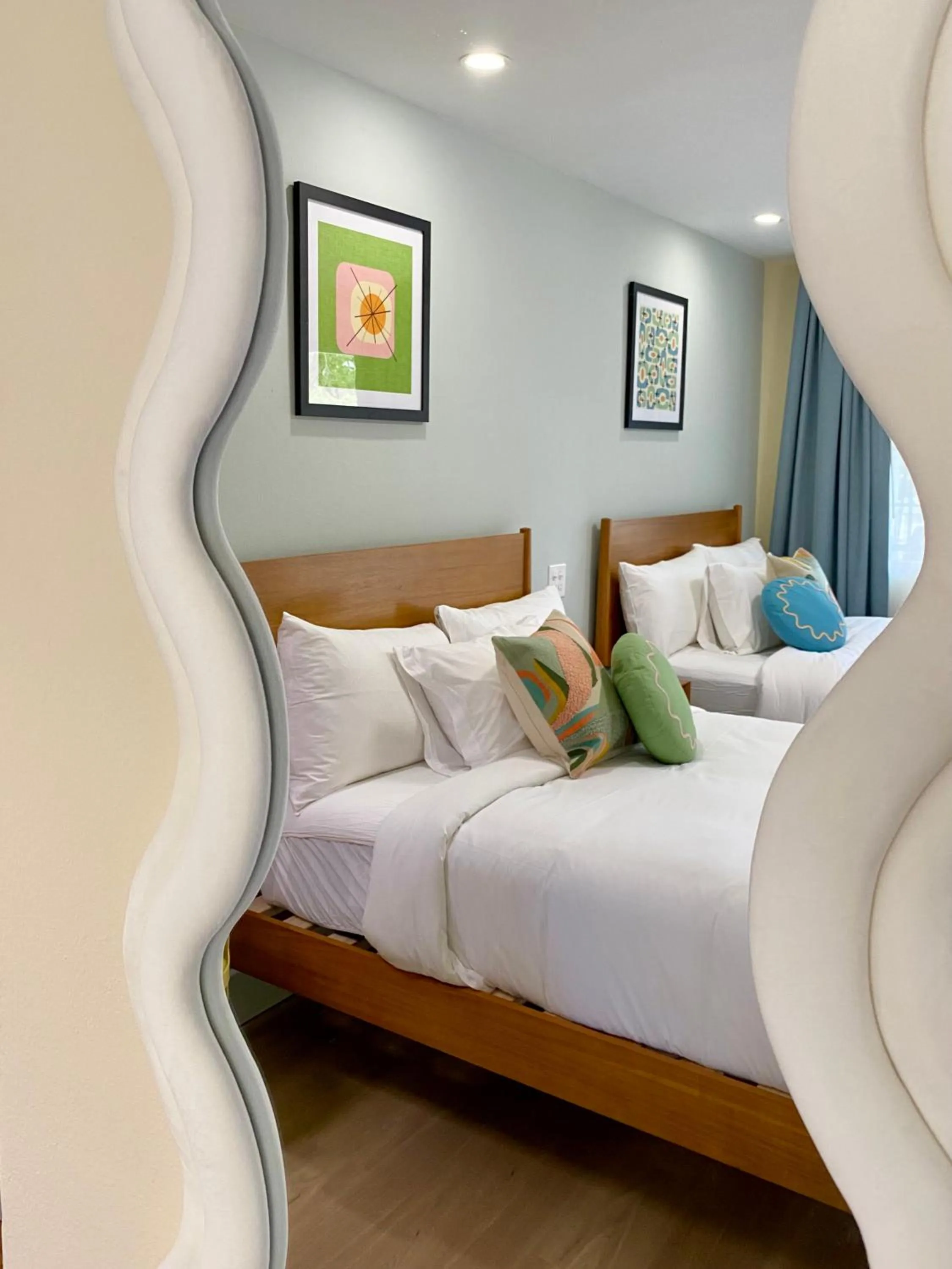 Bedroom, Bed in Gainesville Lodge