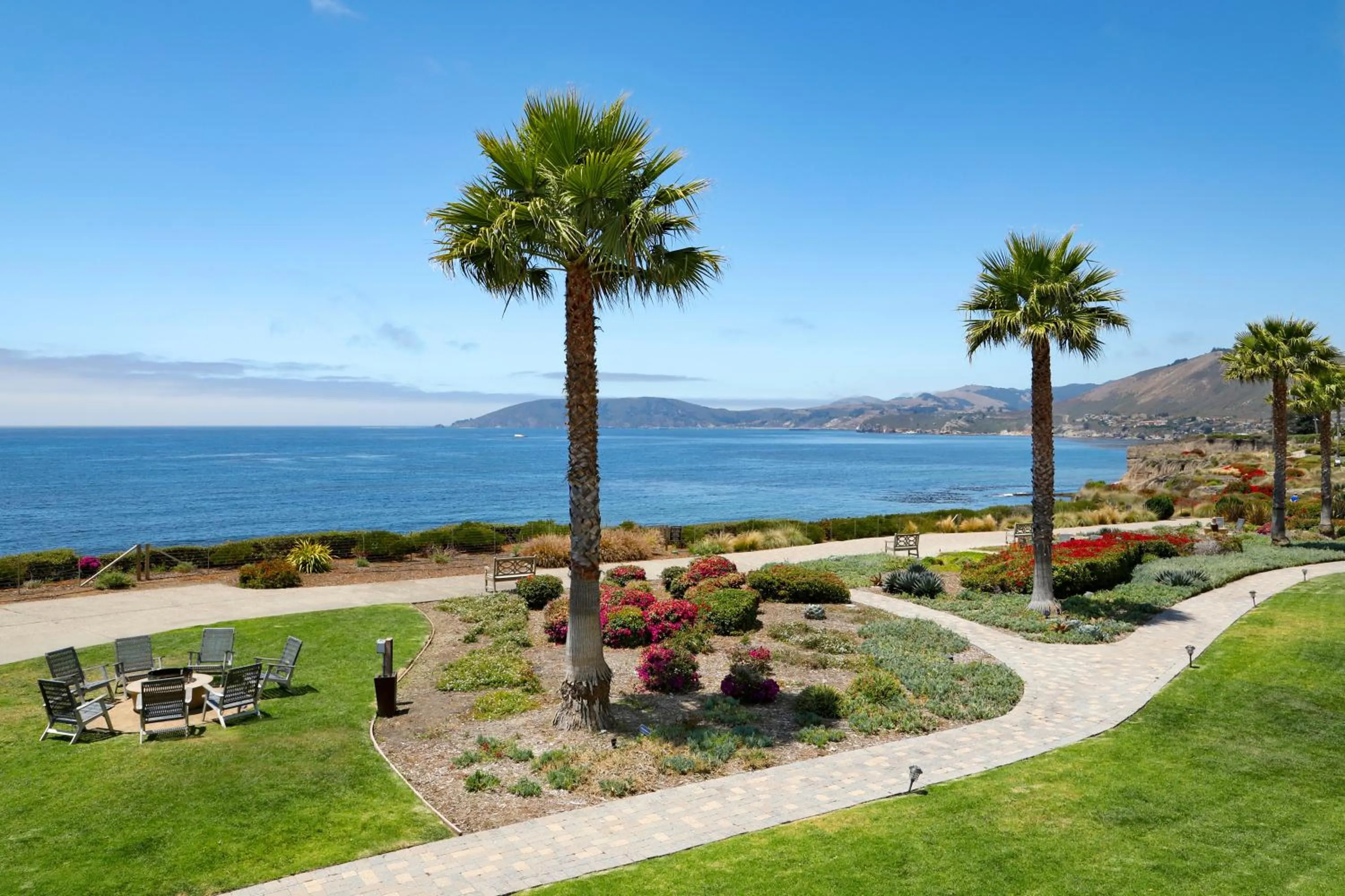 Garden in Spyglass Inn