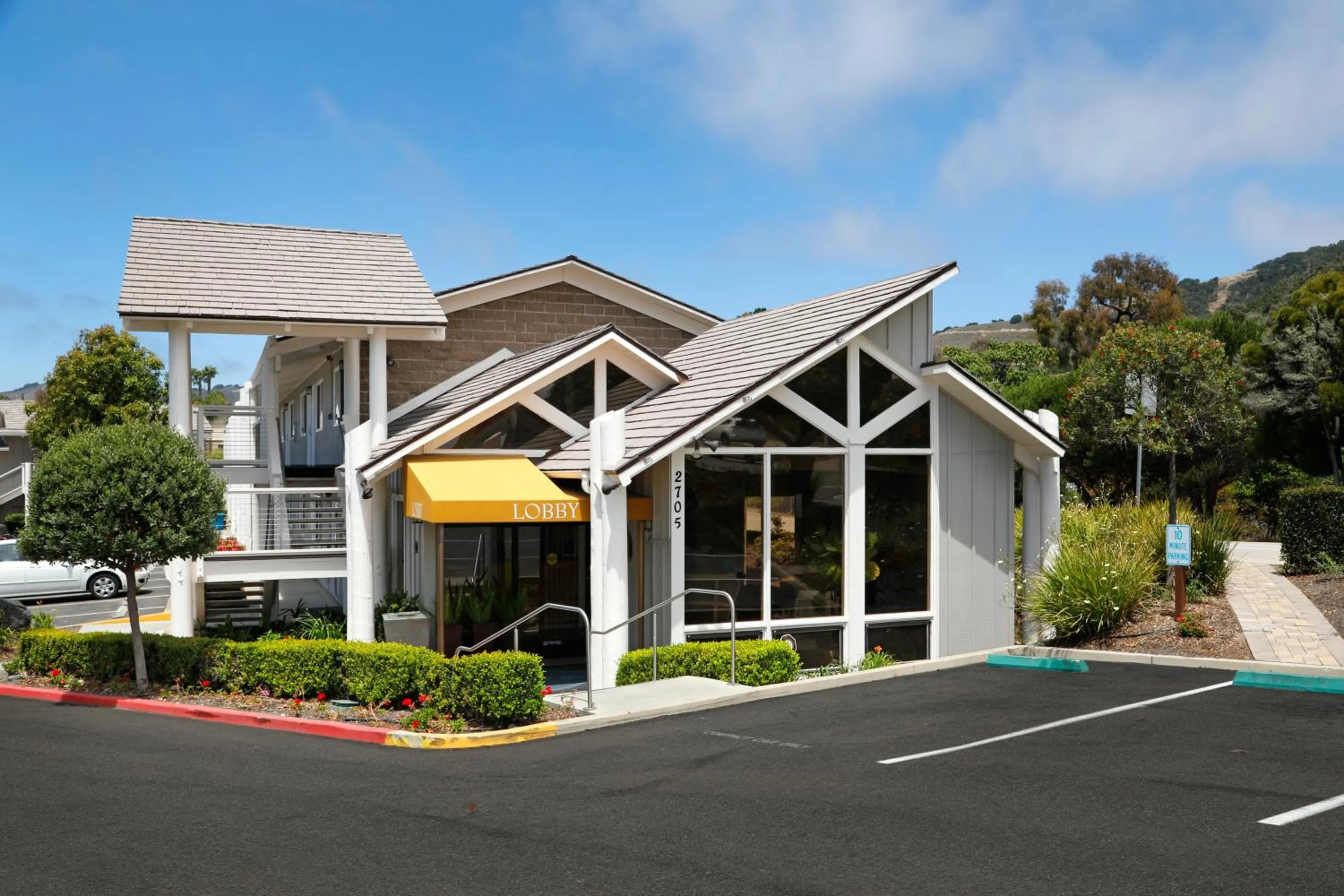 Property building in Spyglass Inn