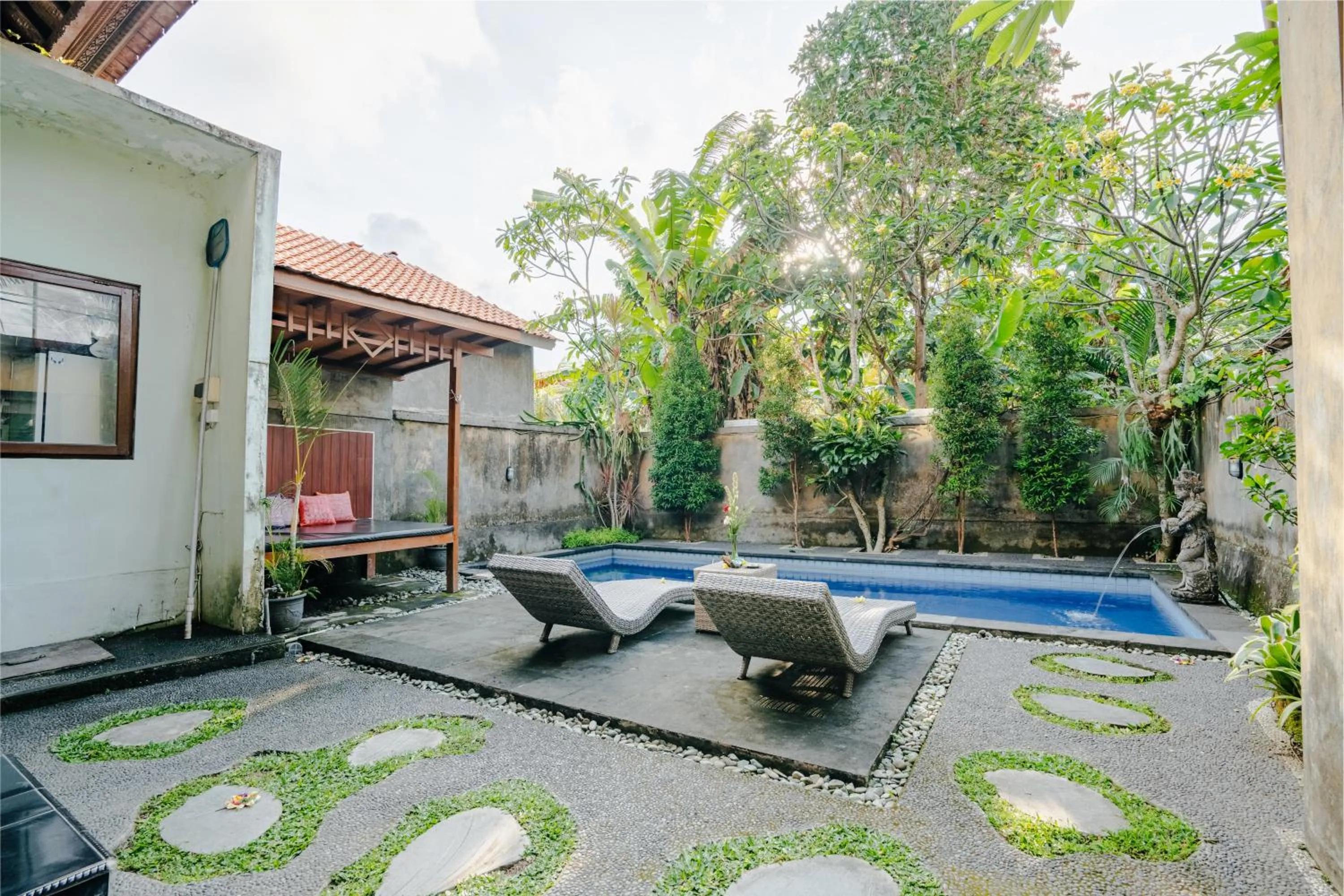 Garden in Sebujan Grand Aurora