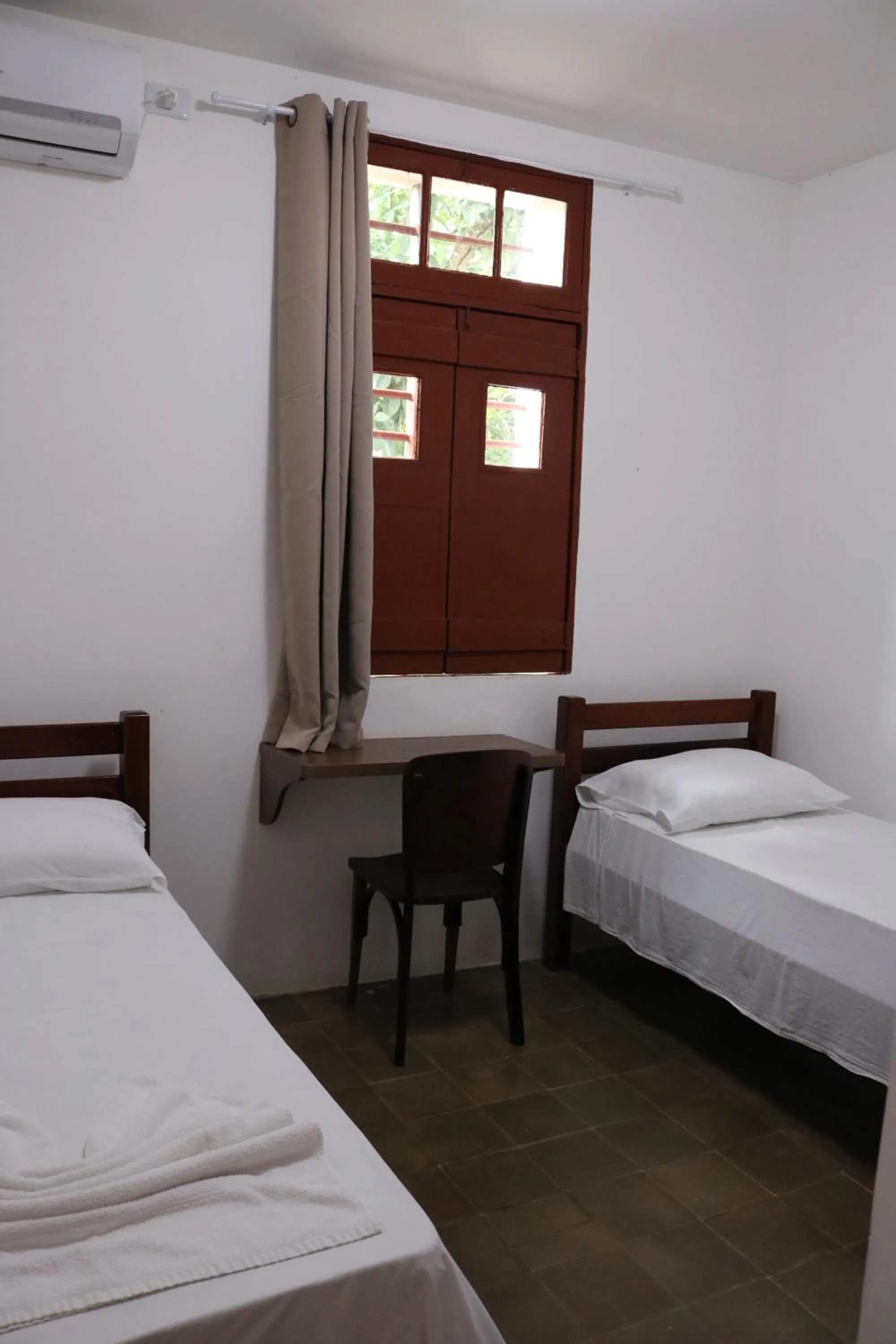Photo of the whole room, Bed in Pousada Convento da Conceição