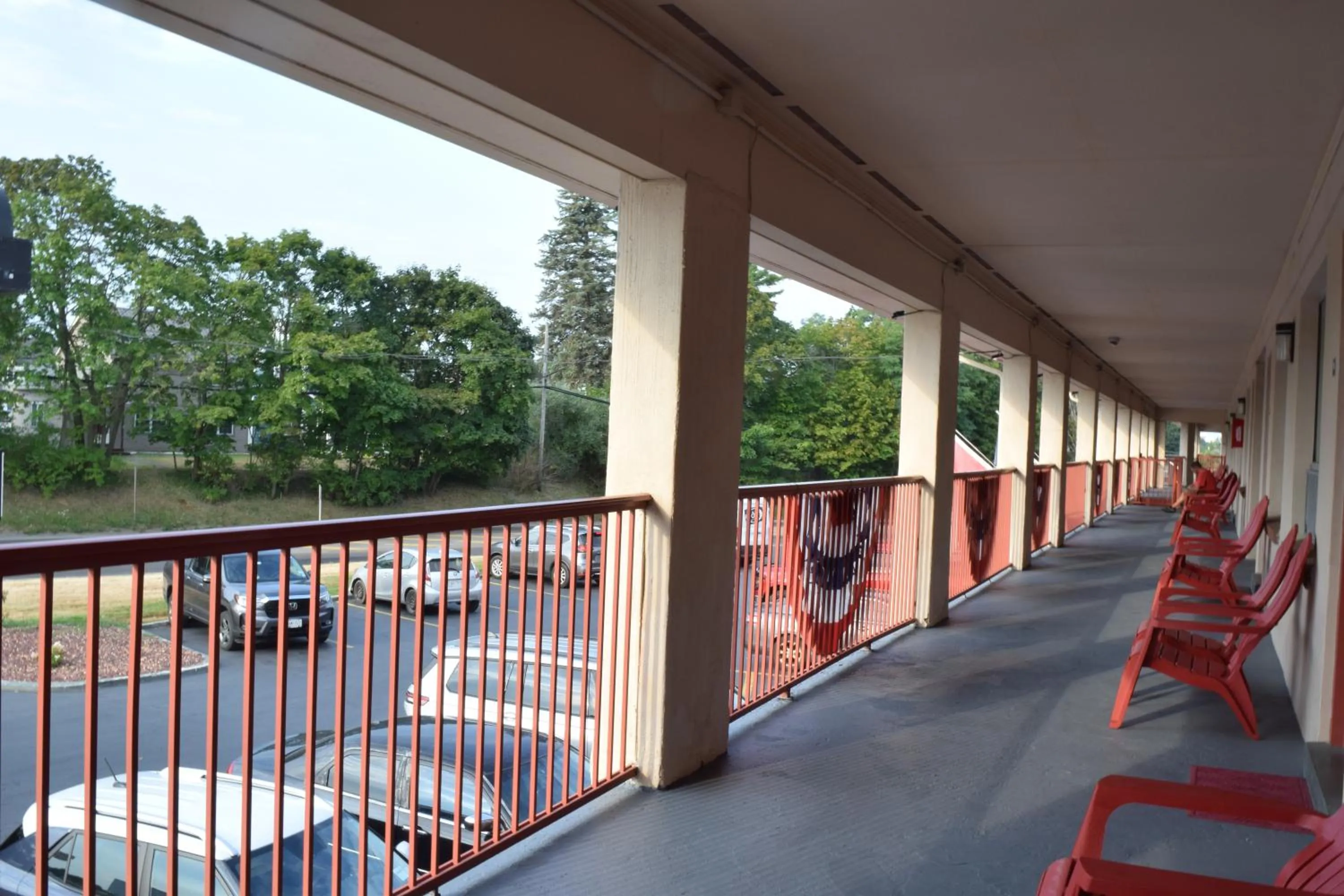 Day in Knights Inn Oswego East