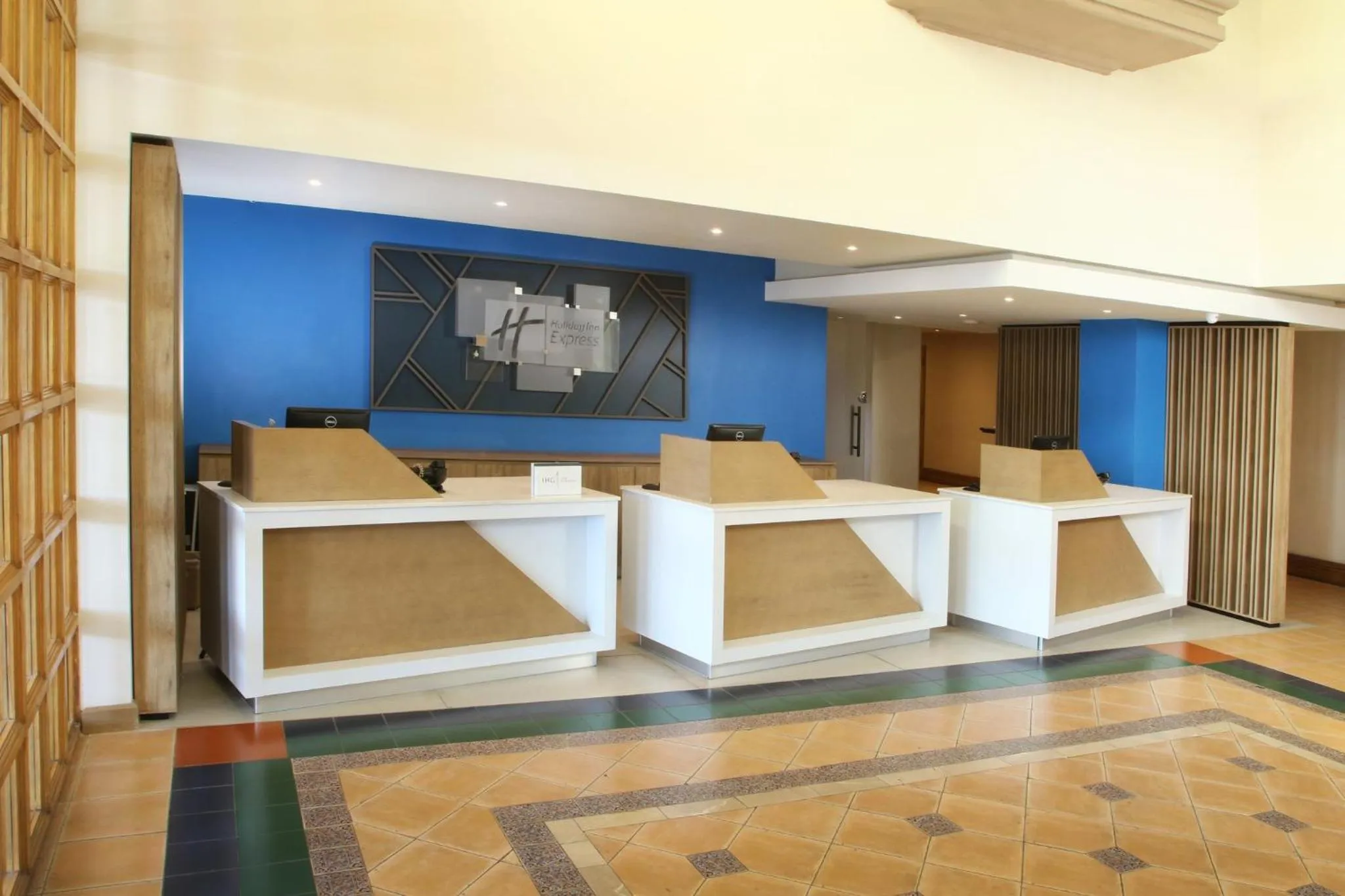 Property building in Holiday Inn Express Torreon by IHG