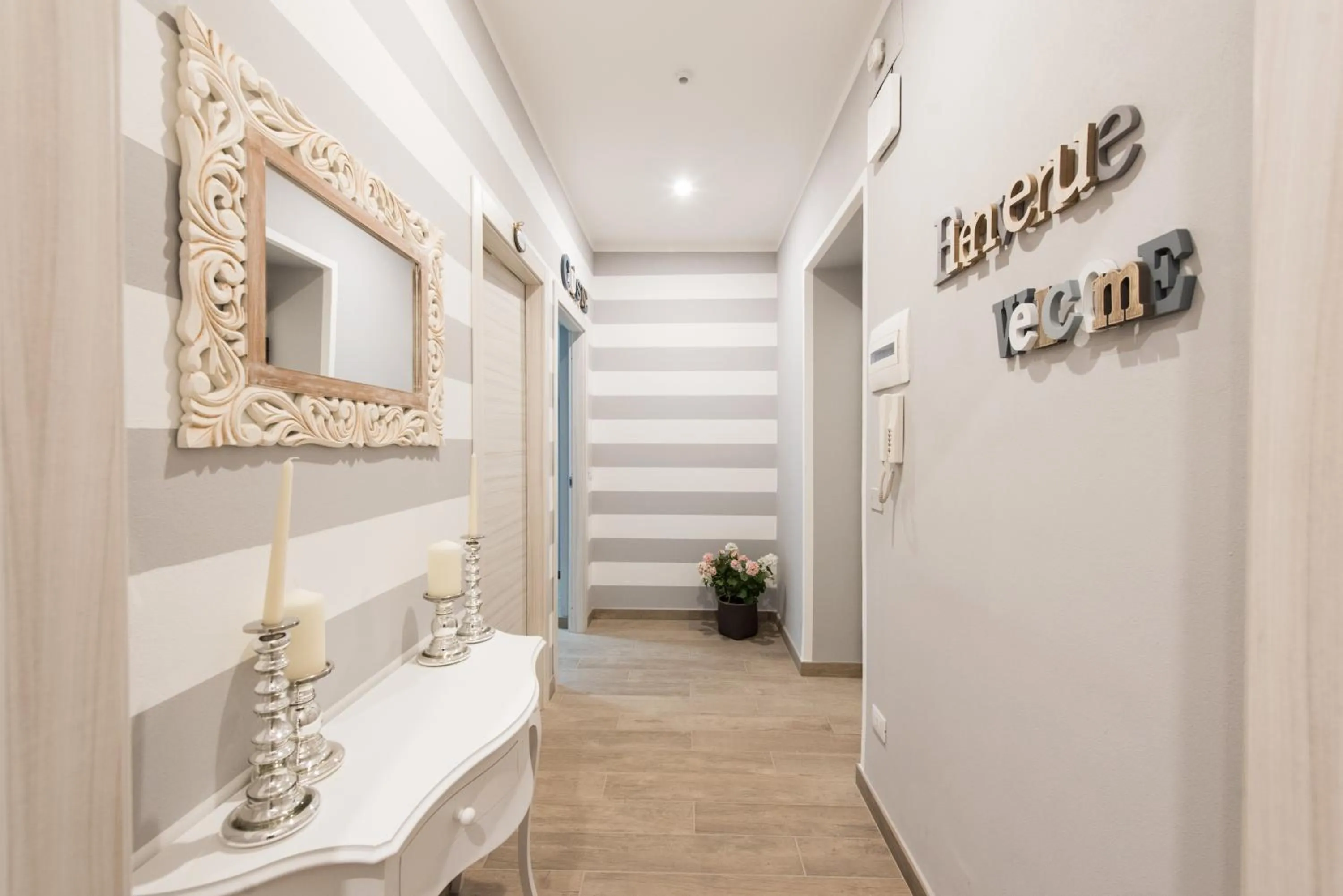 La Bonheur, Terre Marine