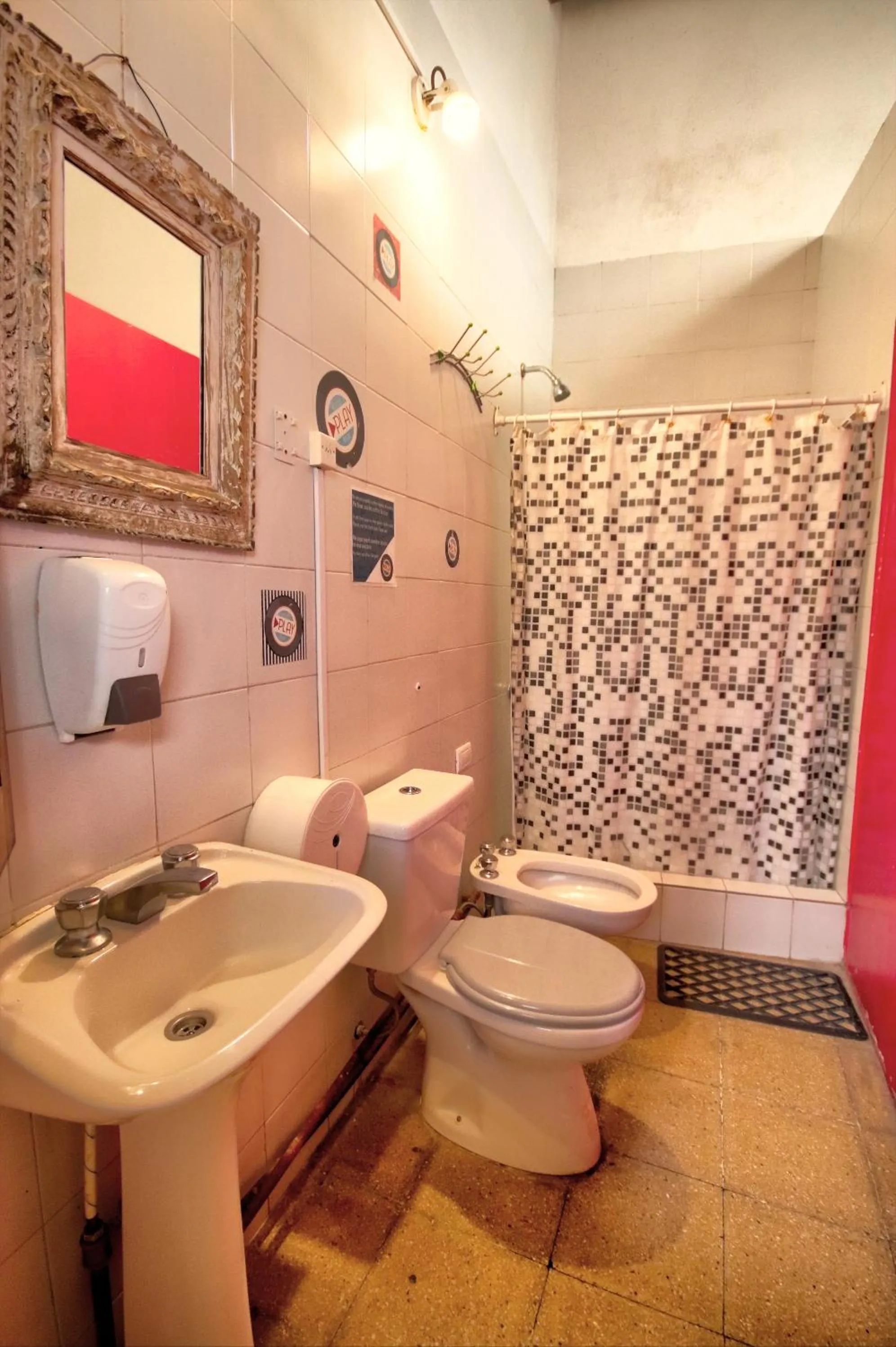 Bathroom in Play Hostel Soho