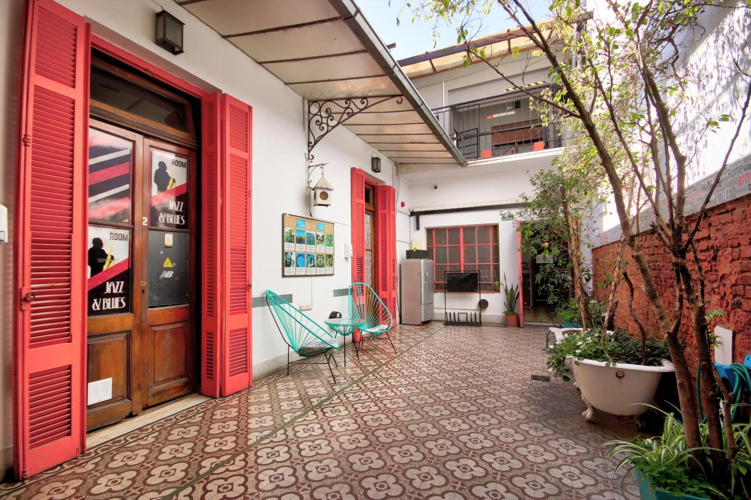 Patio in Play Hostel Soho