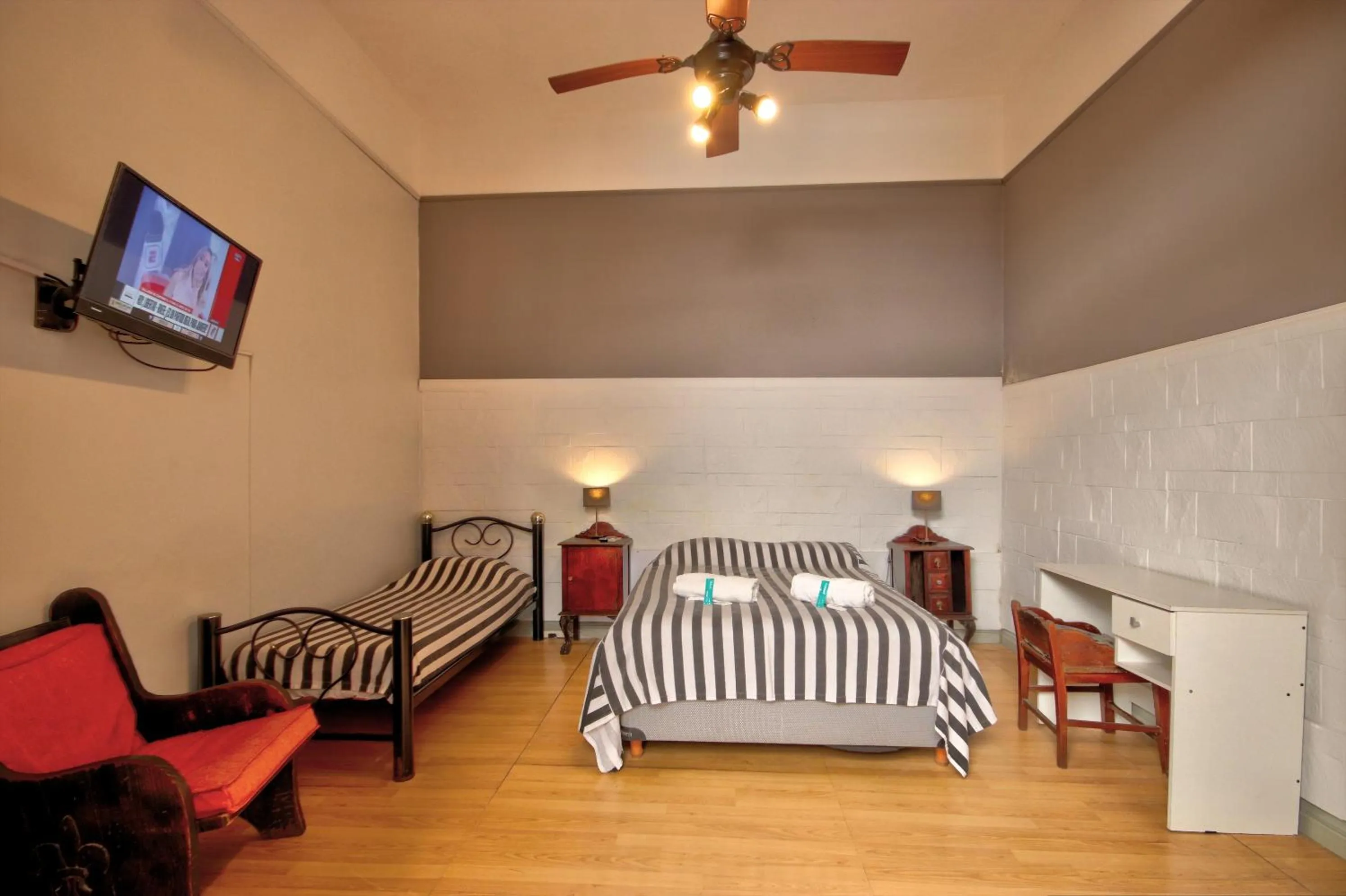 Bedroom, Bed in Play Hostel Soho