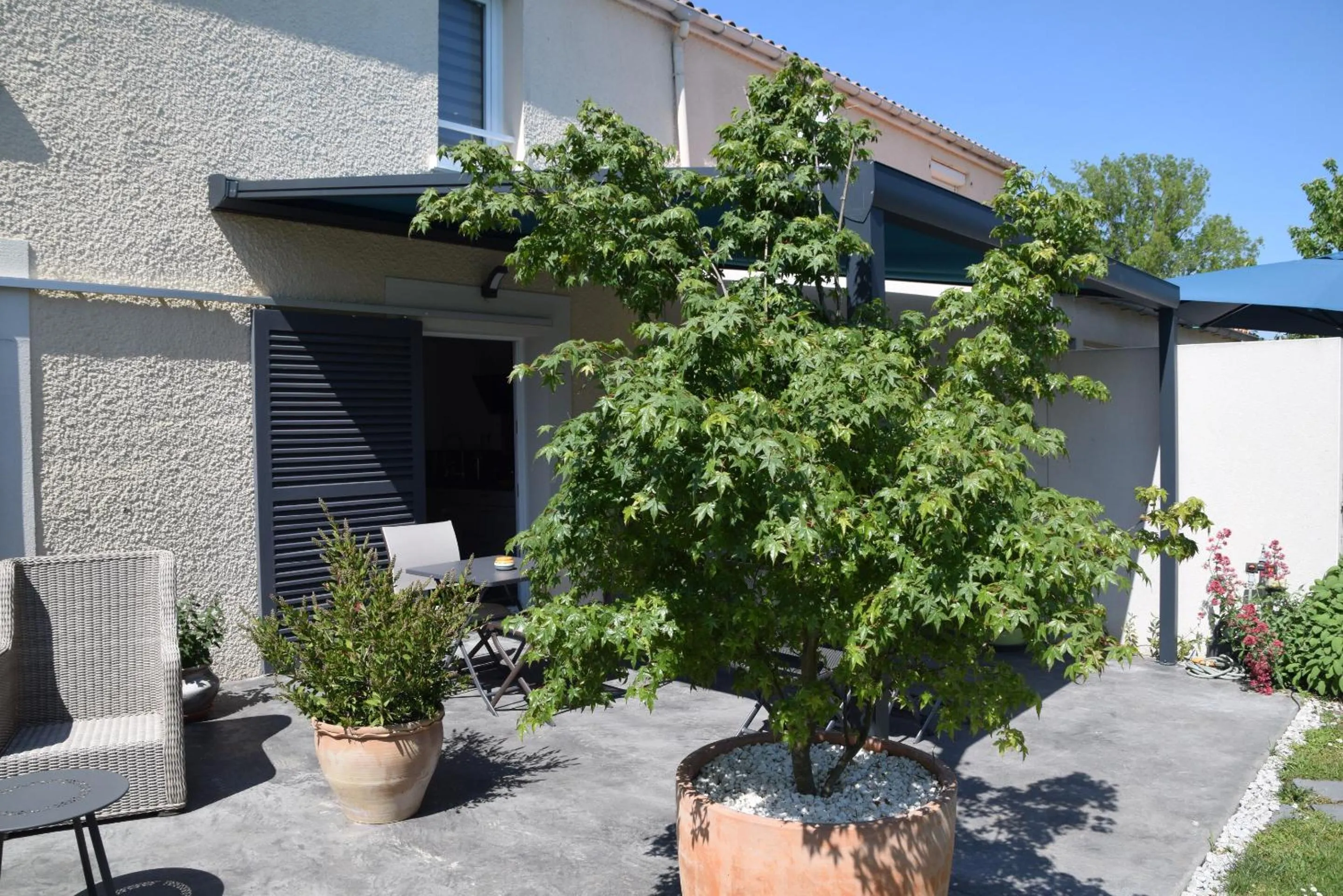 Garden in La villa 13&15