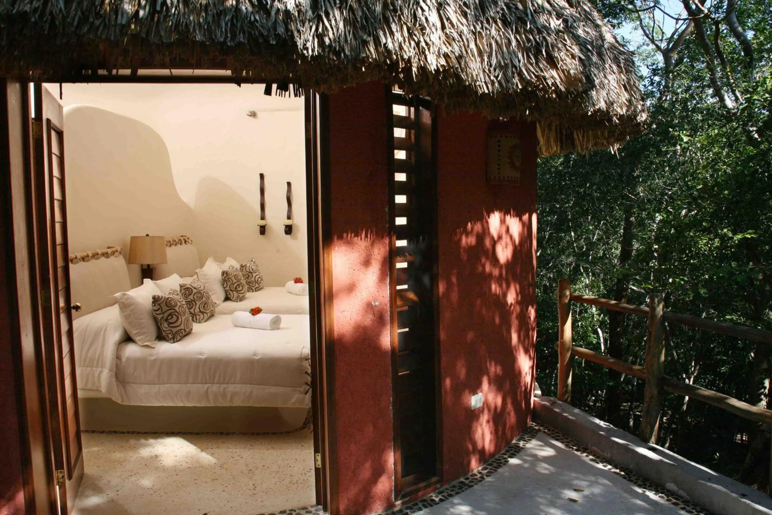 Photo of the whole room, Bed in Hotel Okaan