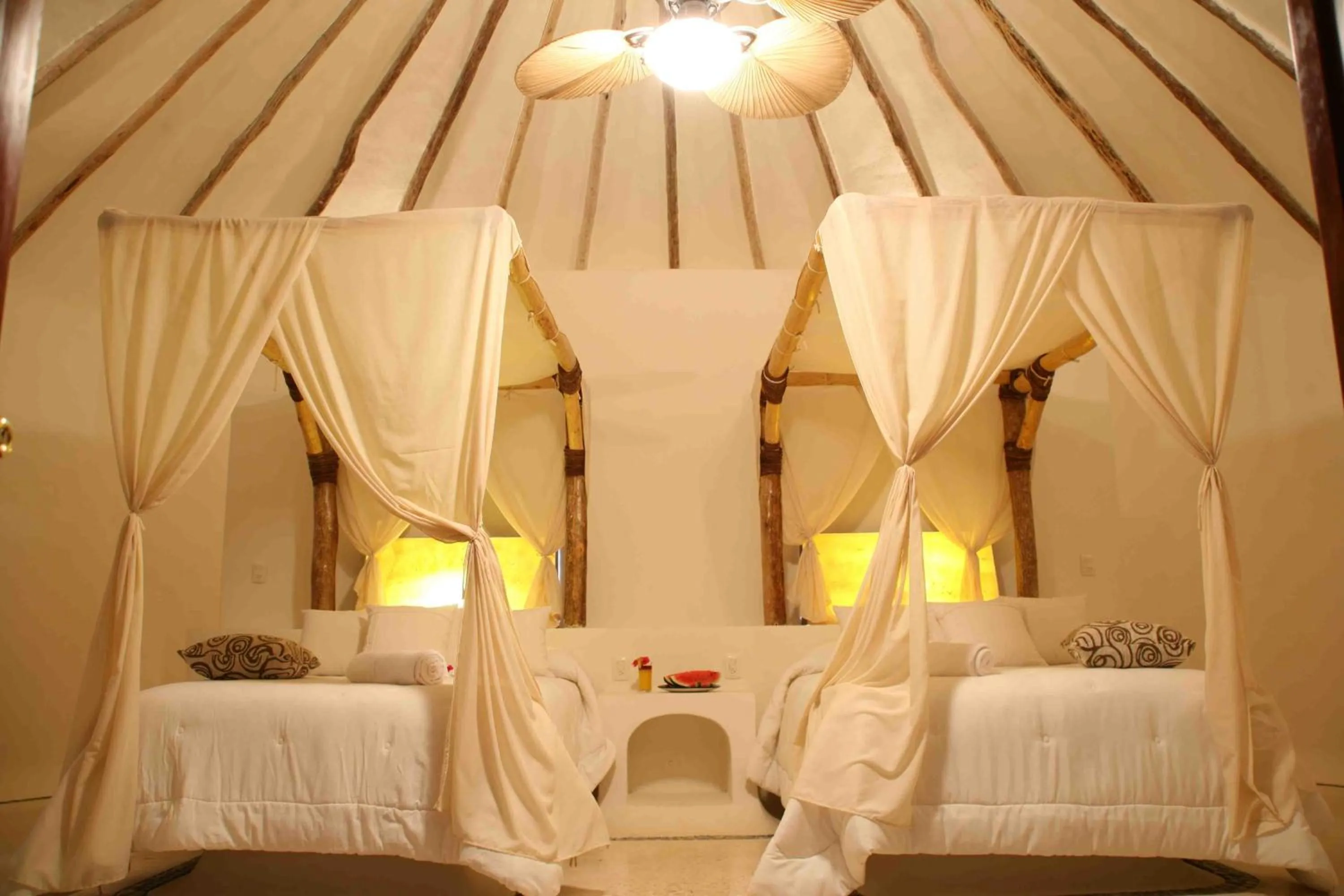 Bedroom, Bed in Hotel Okaan