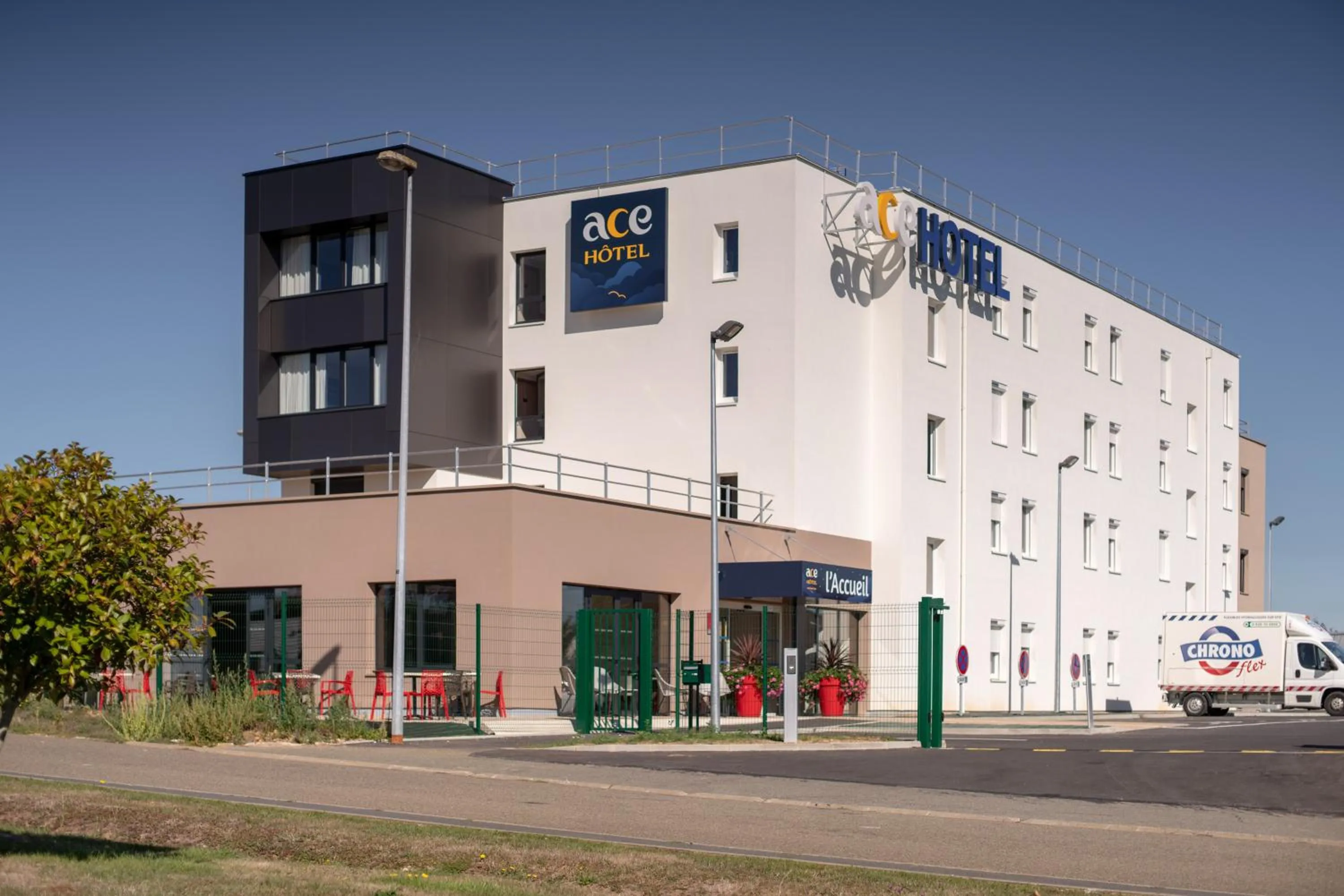 Property building in Ace Hôtel Le Mans