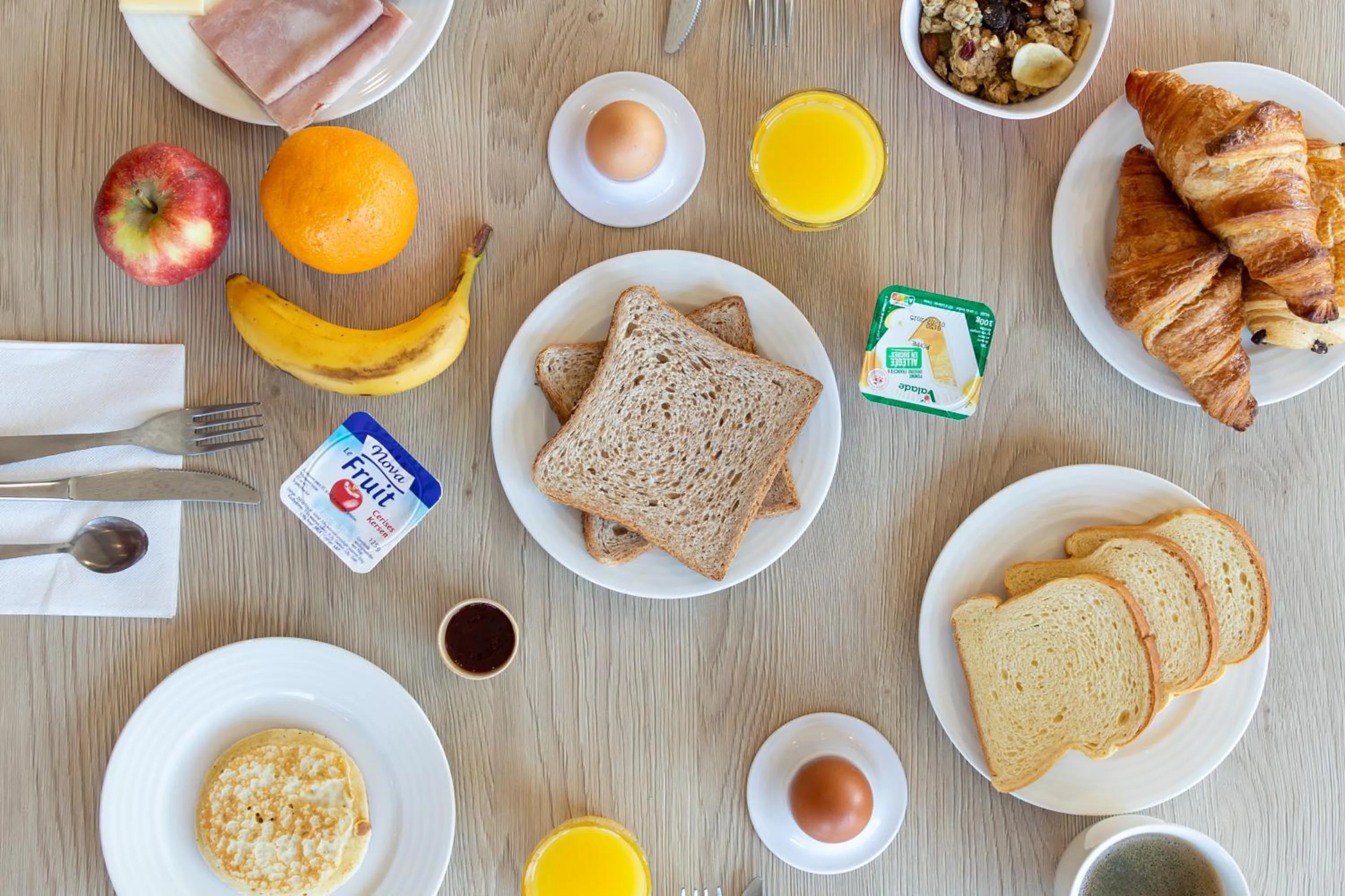 Food and drinks in Ace Hôtel Le Mans