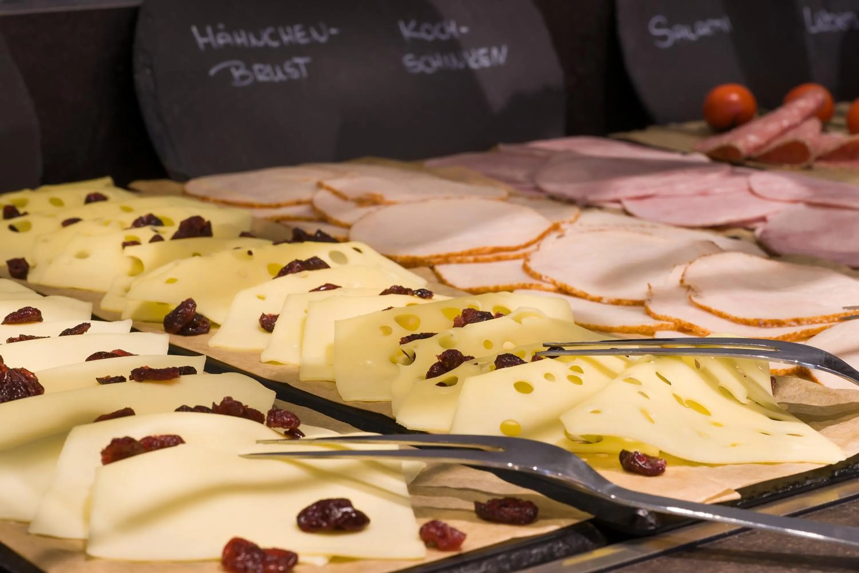 Food and drinks in Holiday Inn - the niu, Welly Kiel by IHG